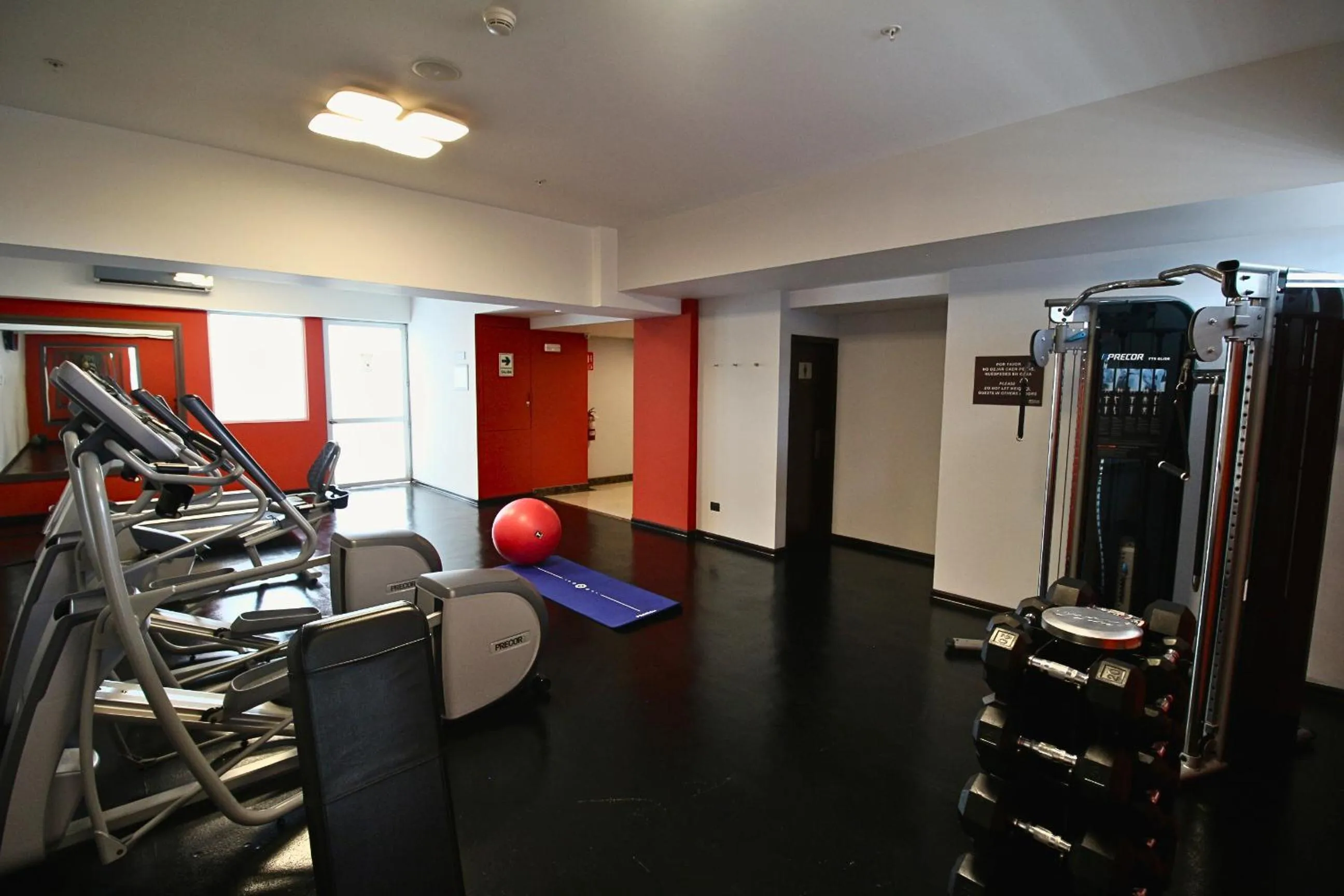 Fitness centre/facilities in Hilton Garden Inn Lima Surco