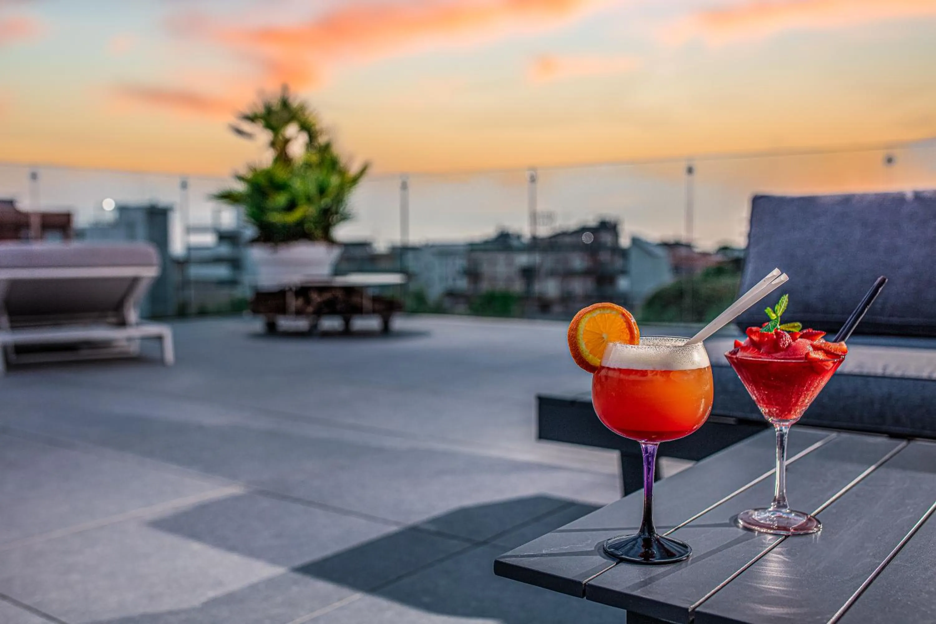 Solarium in Monaco Suites Hotel