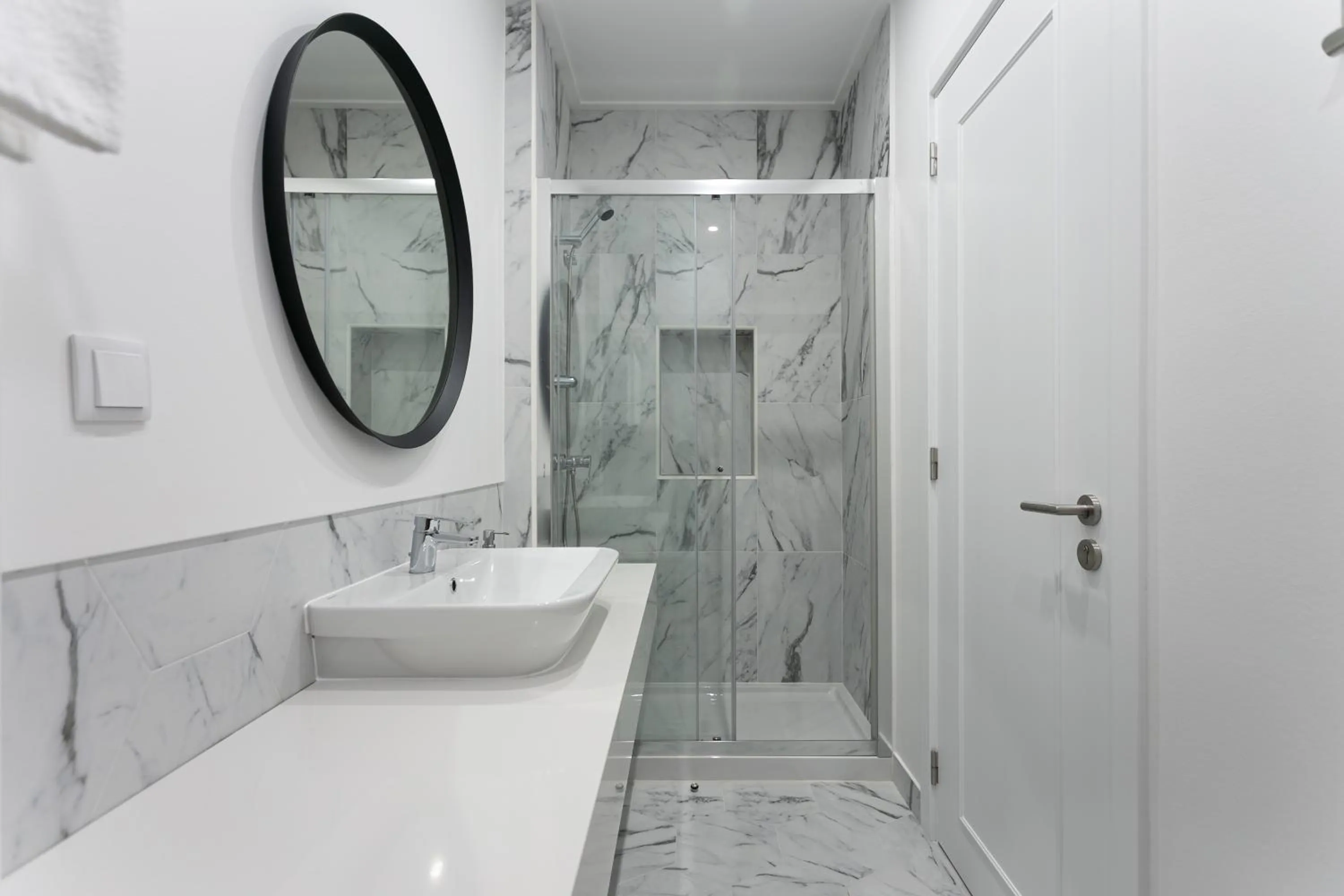 Shower in Home Out Rooms & Apartments