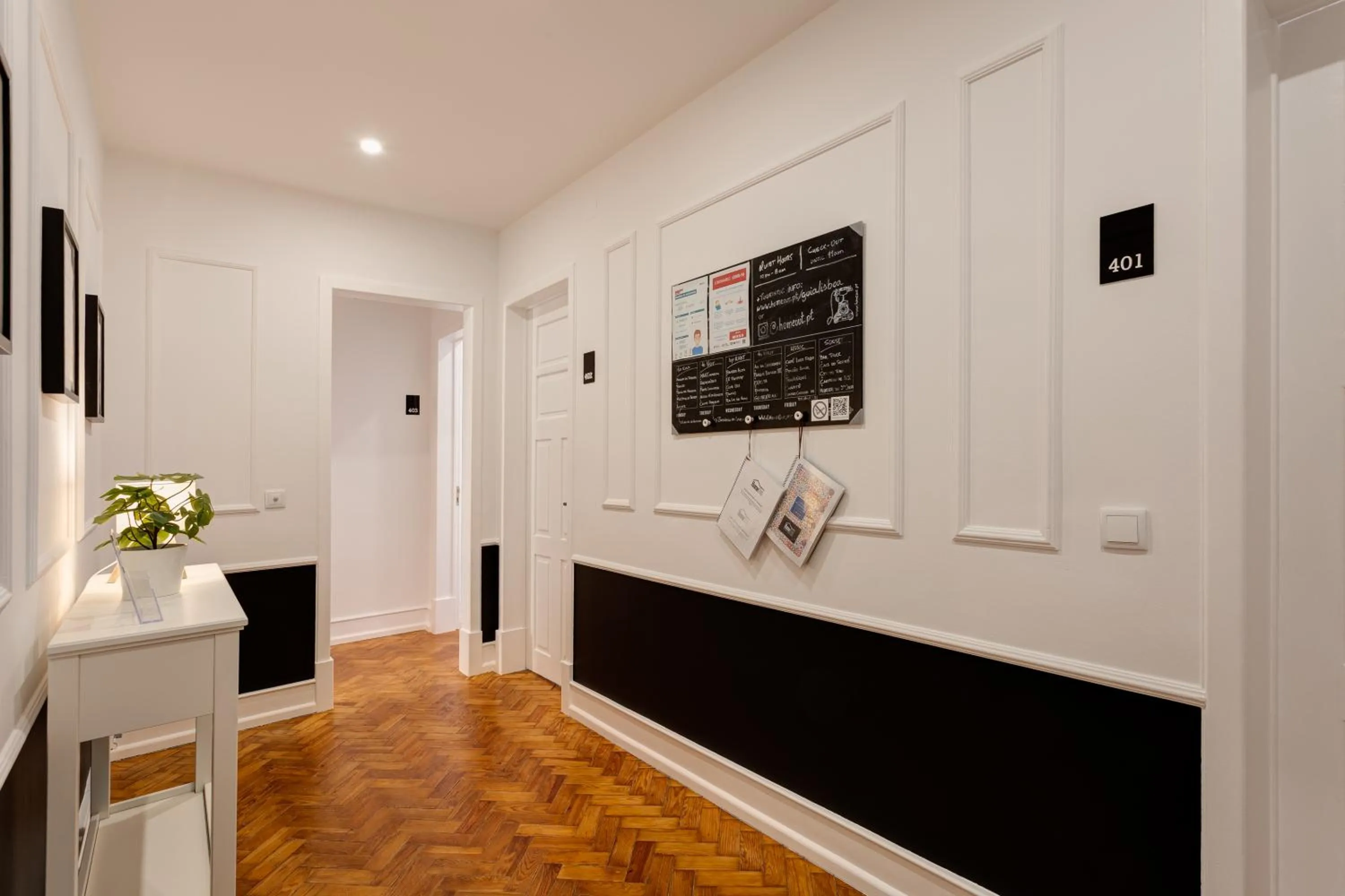 Decorative detail in Home Out Rooms & Apartments