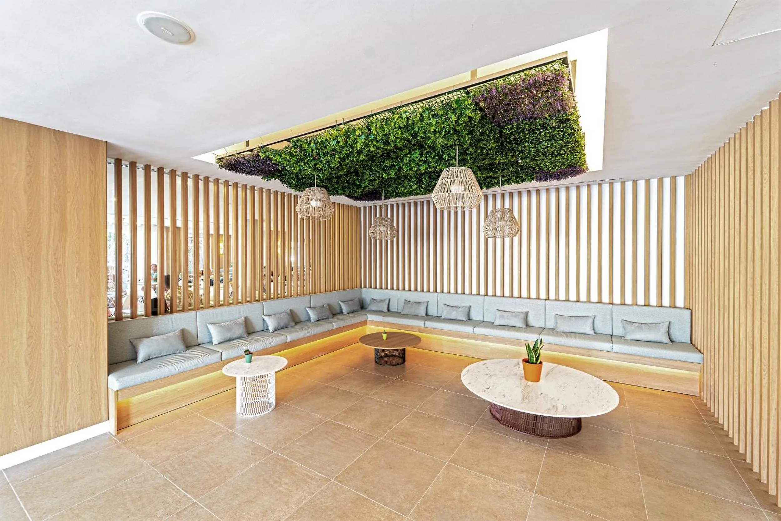 Lounge or bar in Ibersol Siurell