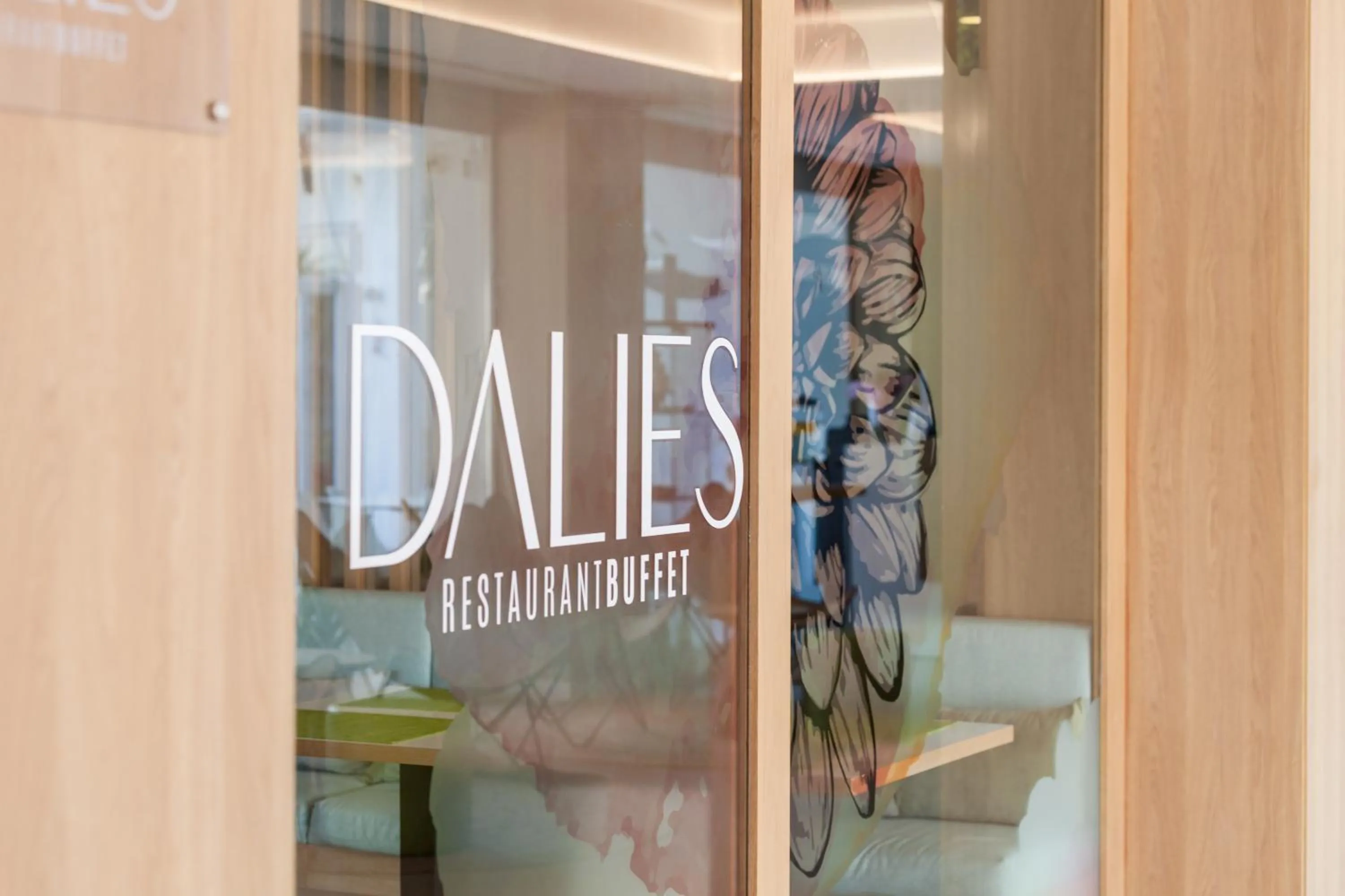 Restaurant/places to eat in Ibersol Siurell