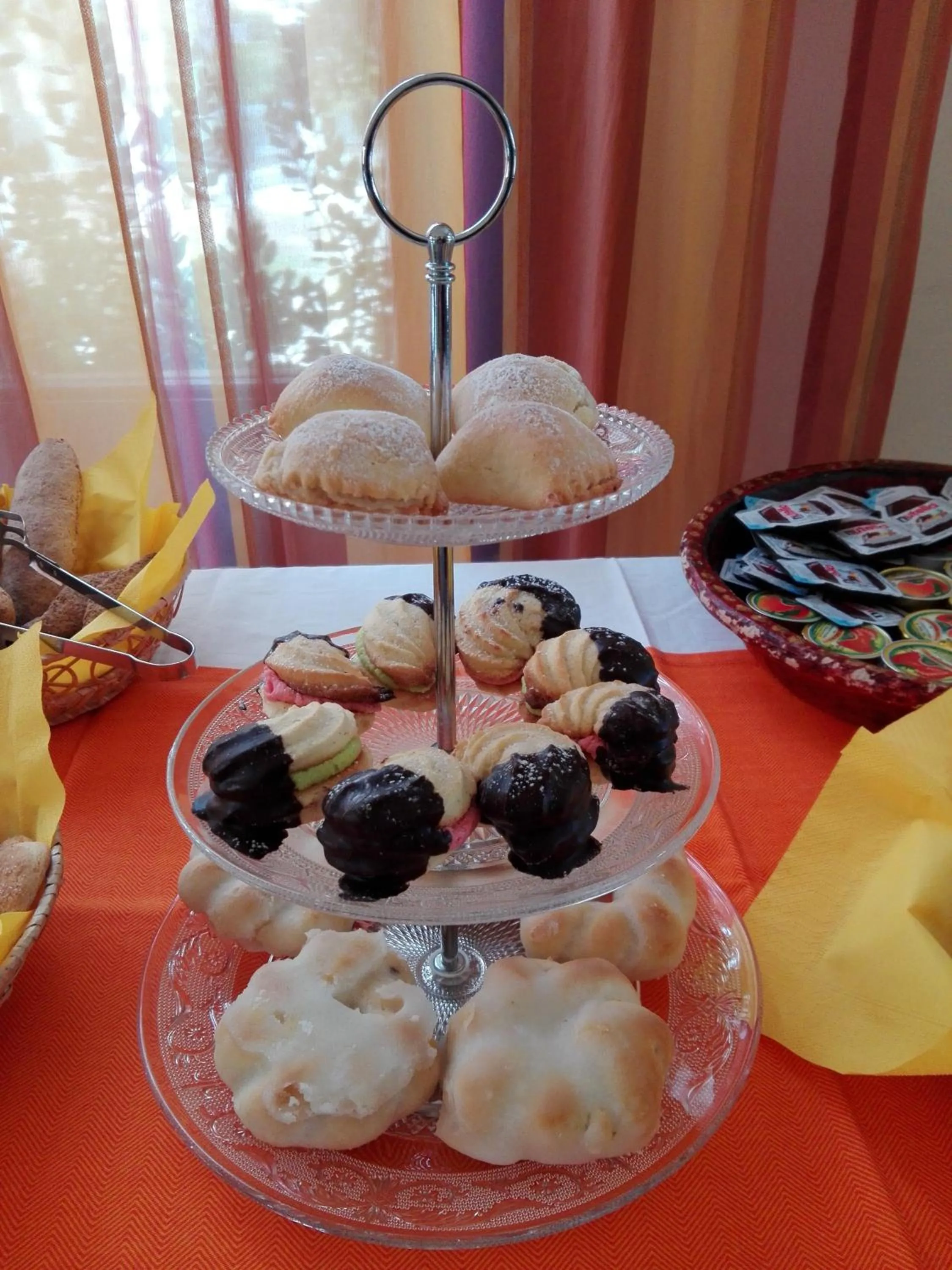 Food close-up in Hotel Terra degli Elimi