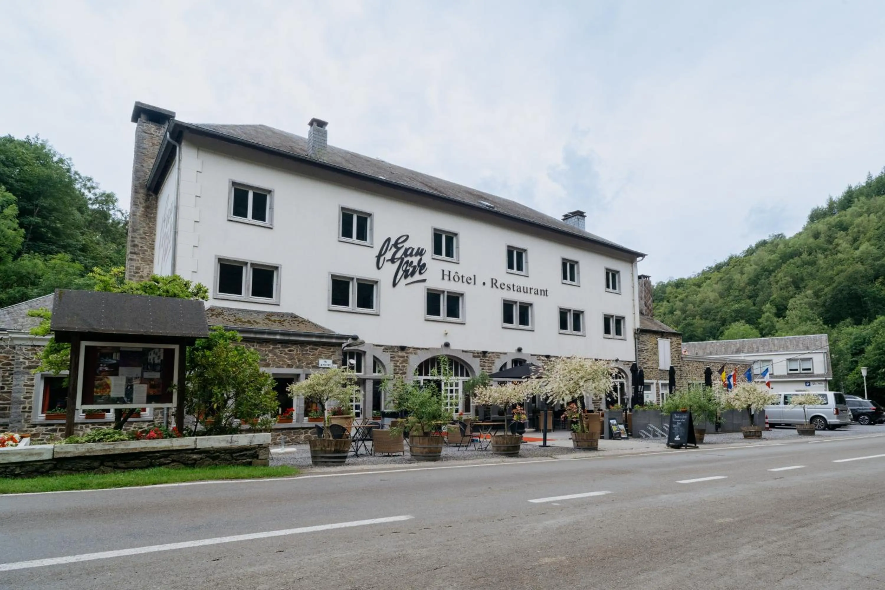 Property building in Hotel L'eau Vive