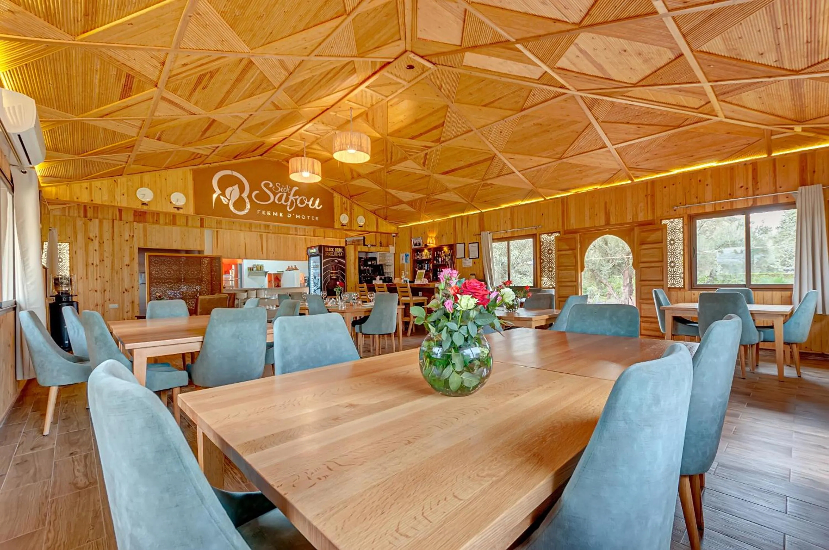 Restaurant/places to eat in Ferme Sidi Safou & Spa