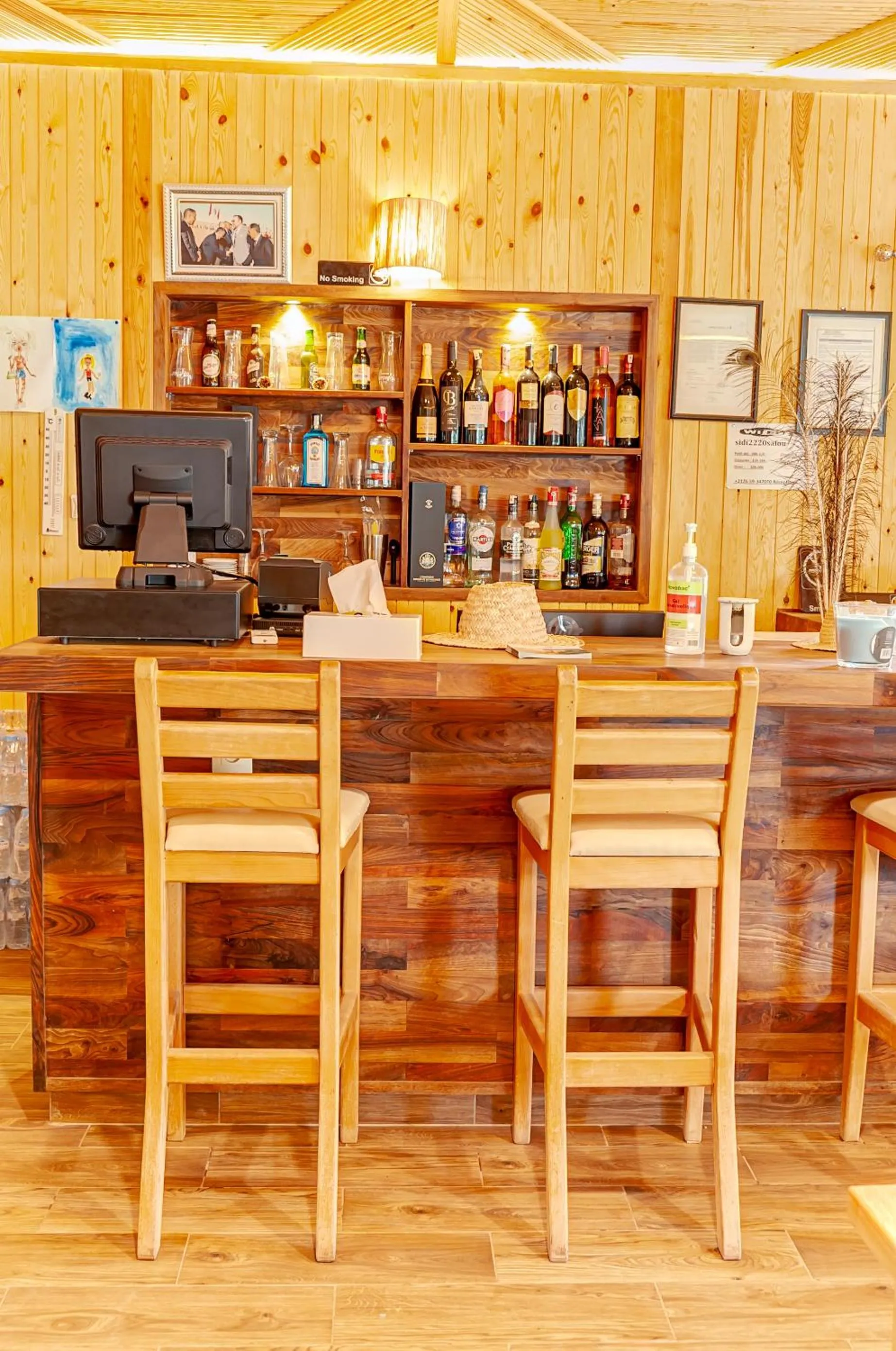 Restaurant/places to eat in Ferme Sidi Safou & Spa