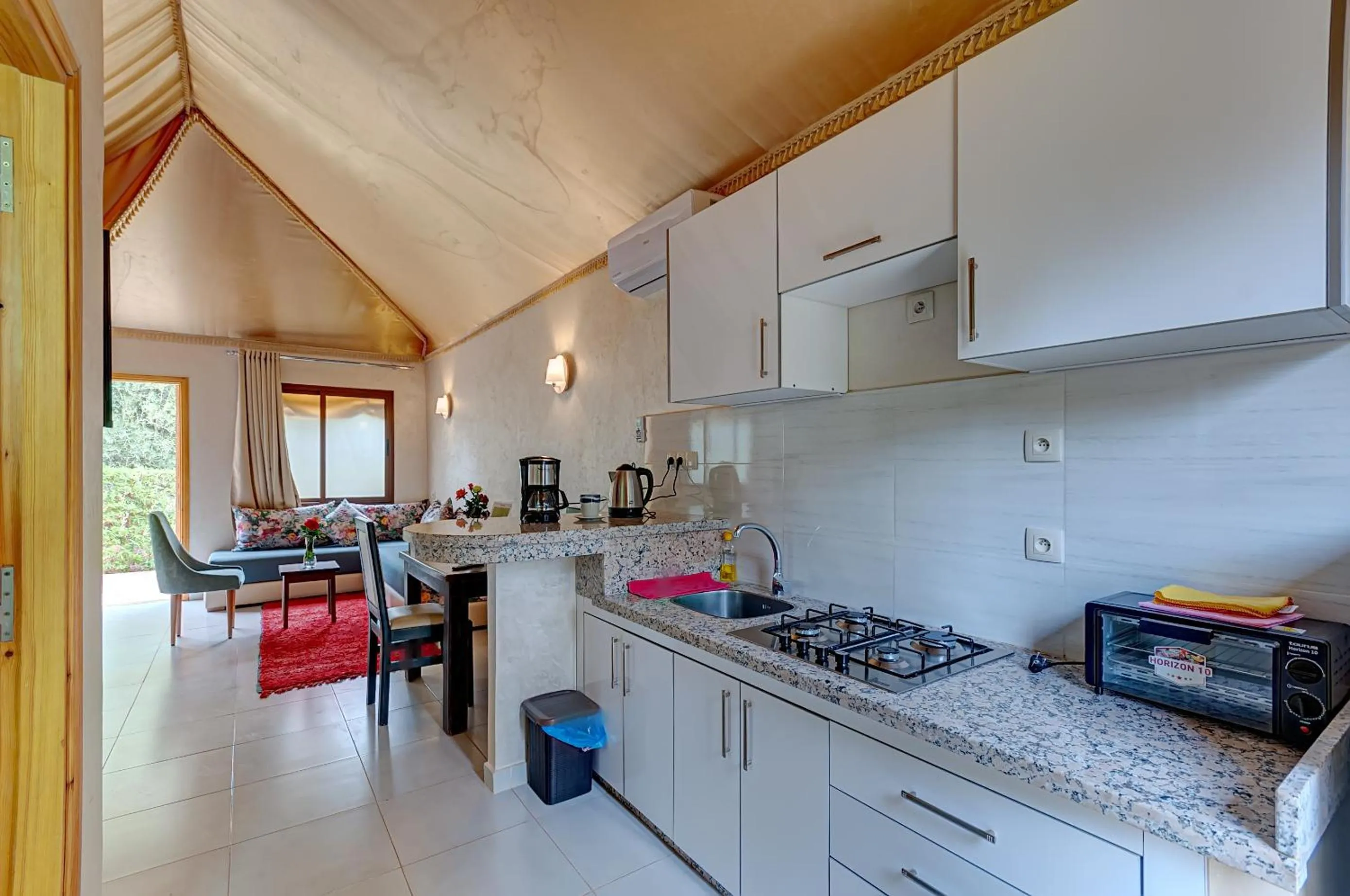 Kitchen or kitchenette in Ferme Sidi Safou & Spa