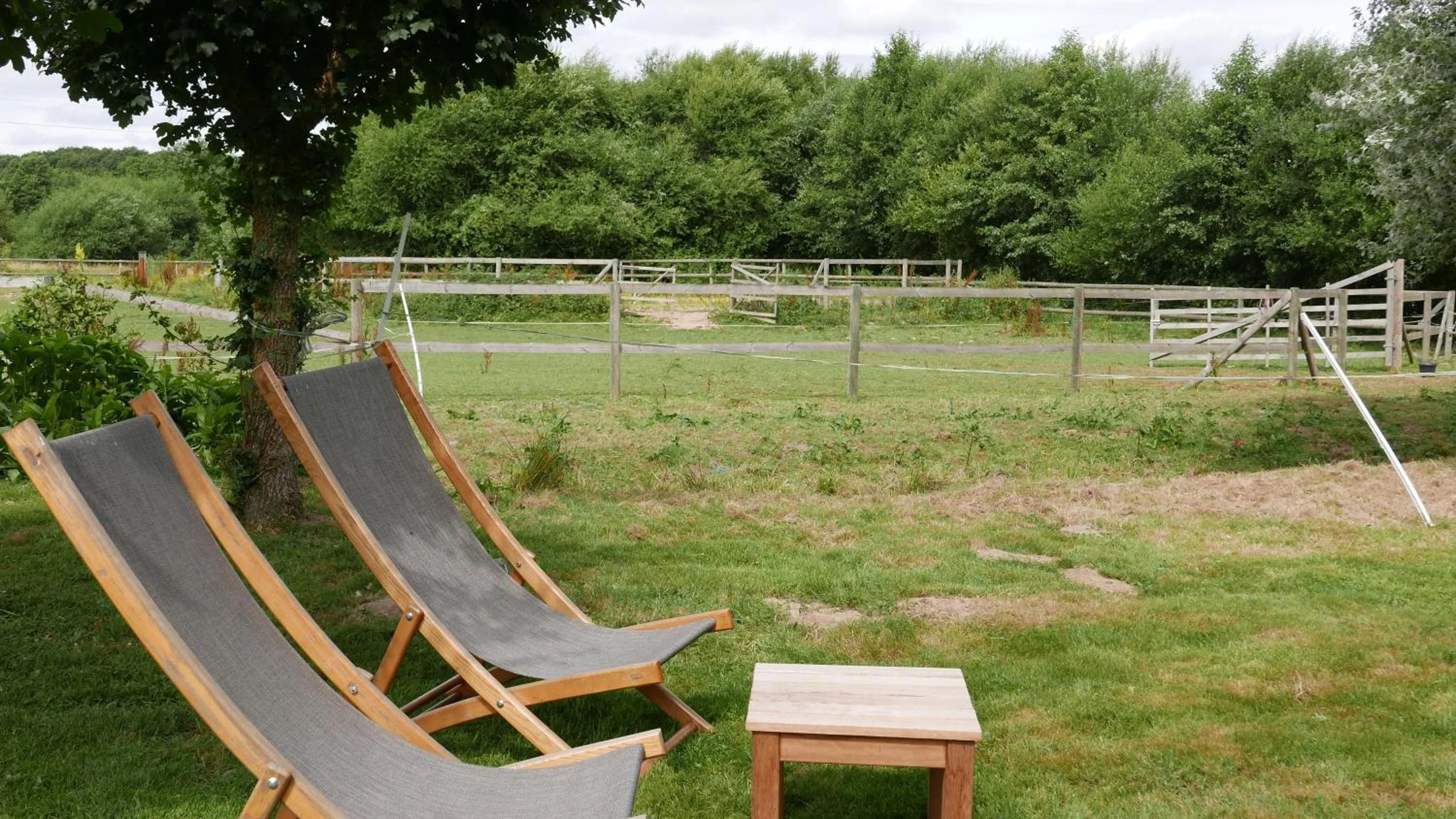 Garden view in Les Insolites de Coco