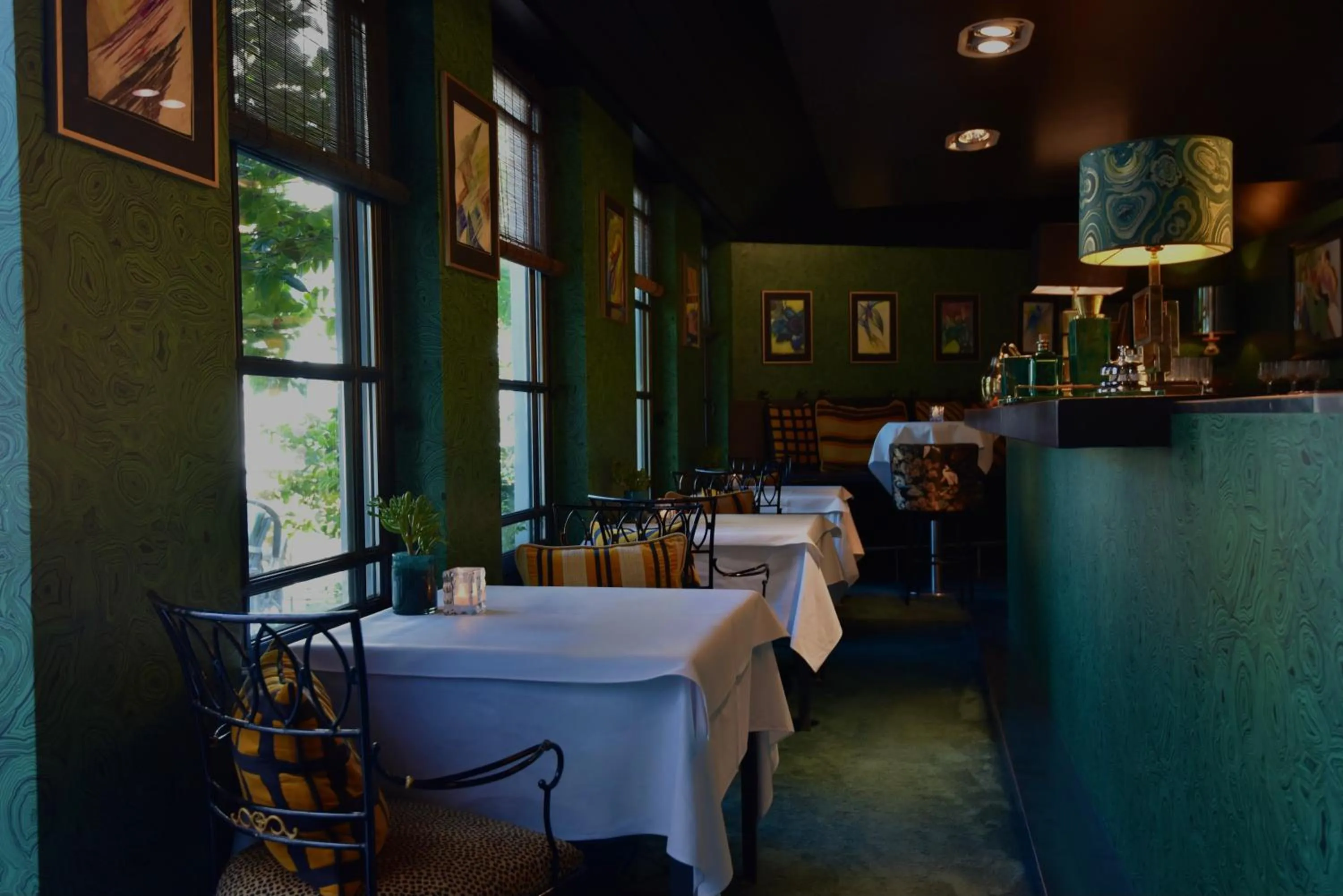 Lounge or bar in Hotel Van Cleef