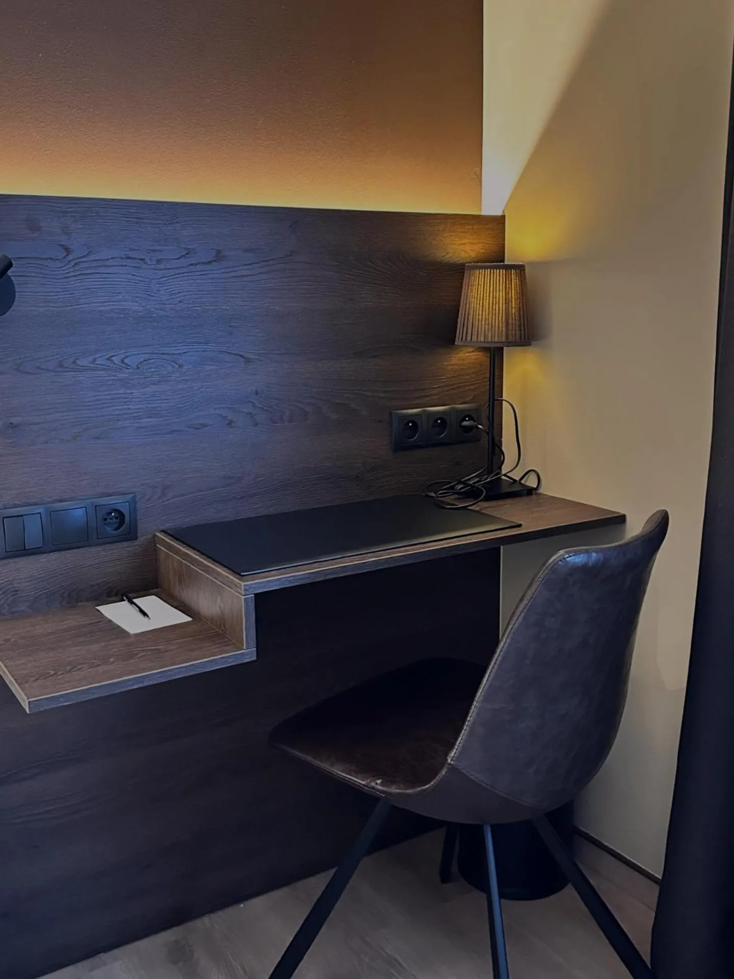 Seating area in Hotel Melba