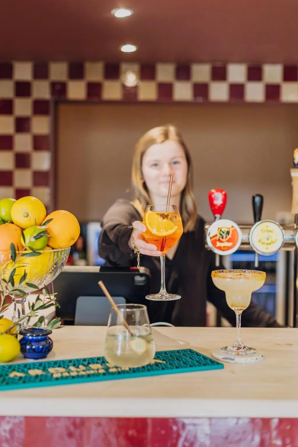 Restaurant/places to eat in Hotel Melba