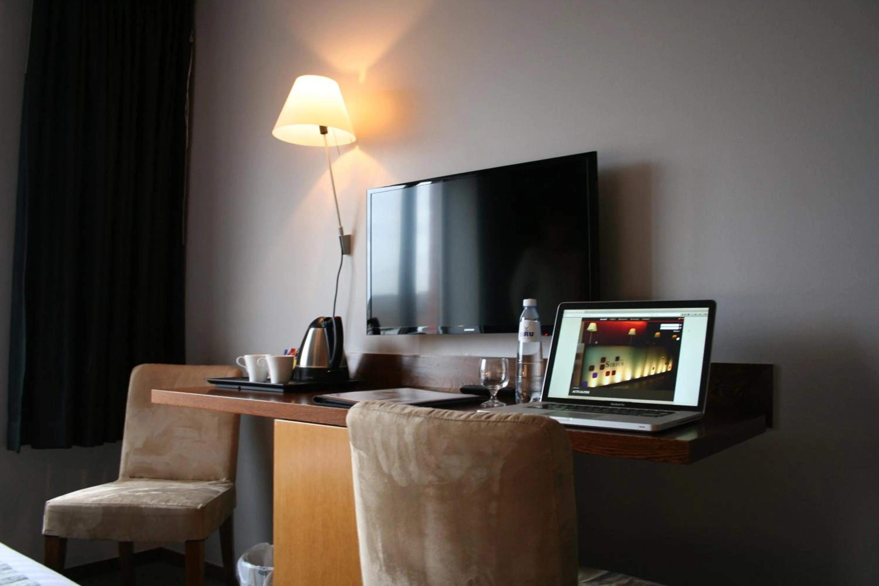 TV and multimedia in Hotel Sirius