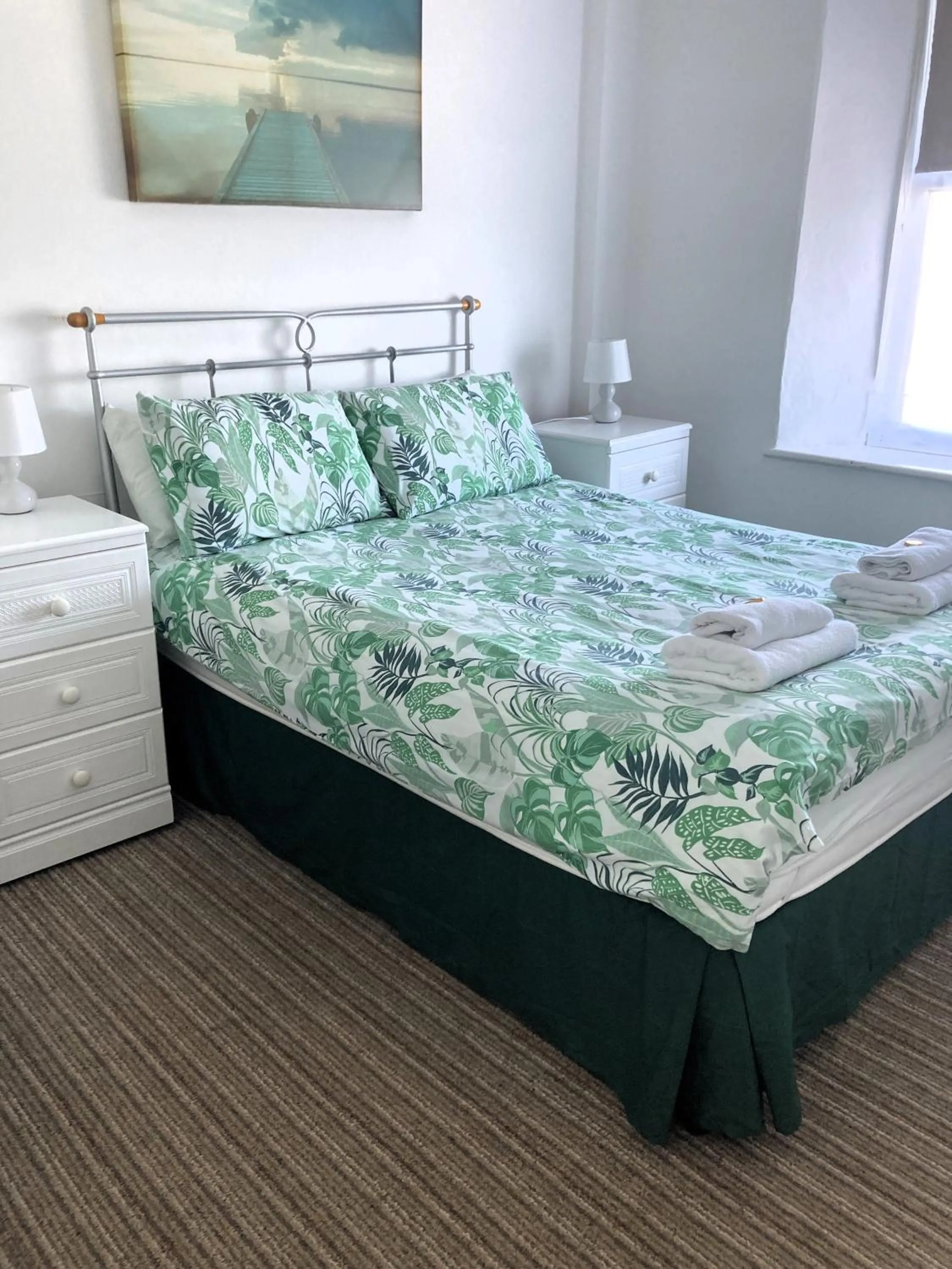 Bedroom, Bed in Donnington Guesthouse