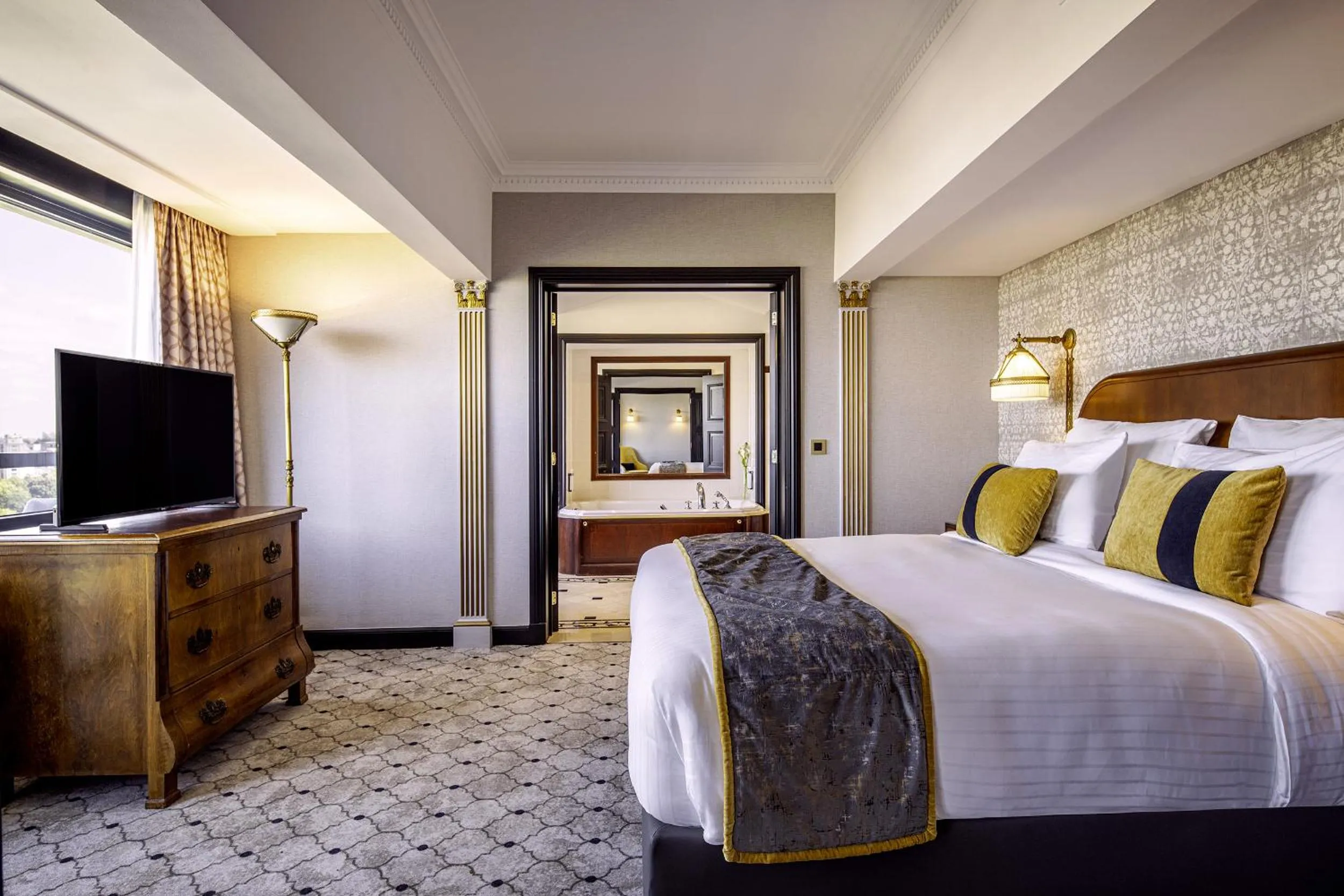 Bed in Hotel Barsey by Warwick