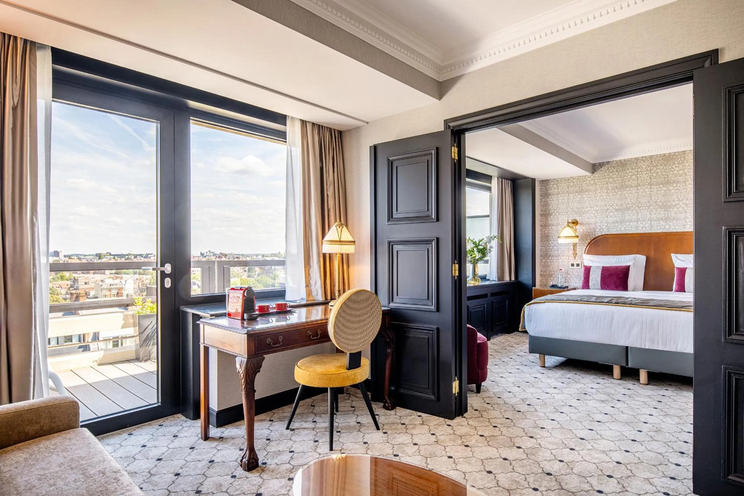 Bed in Hotel Barsey by Warwick