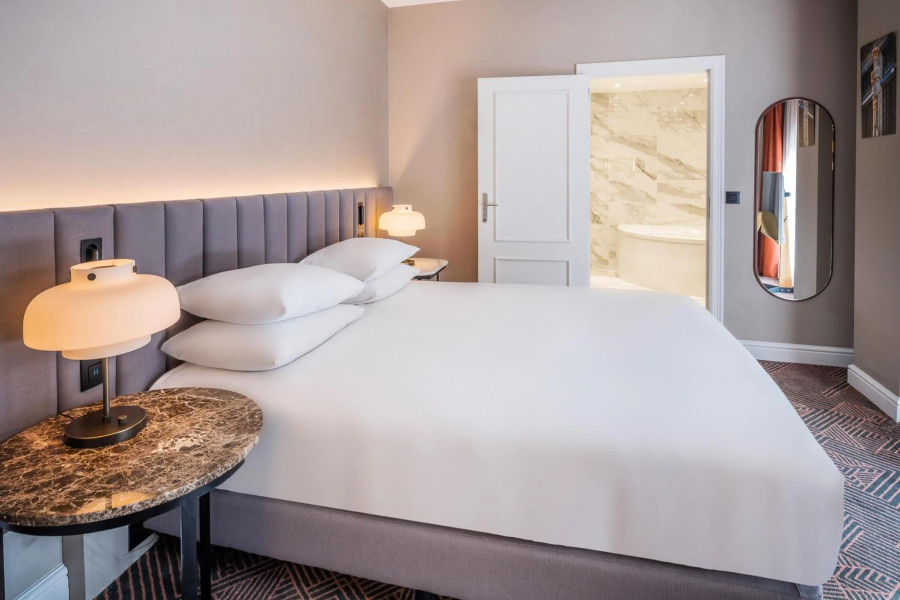 Bed in Hilton Brussels Grand Place