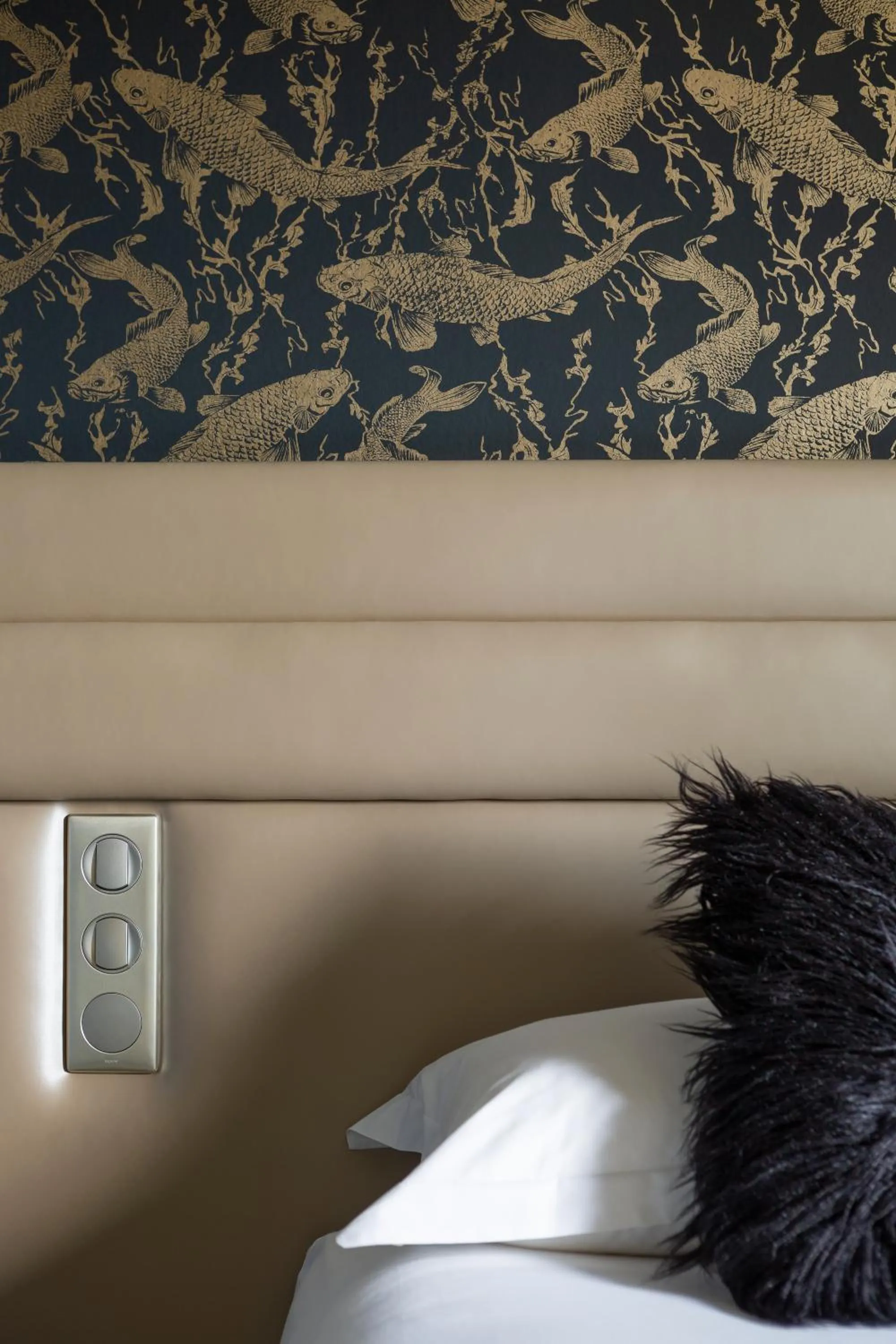 Bedroom, Bed in Hotel L'Ortega - Rennes St Jacques Aéroport