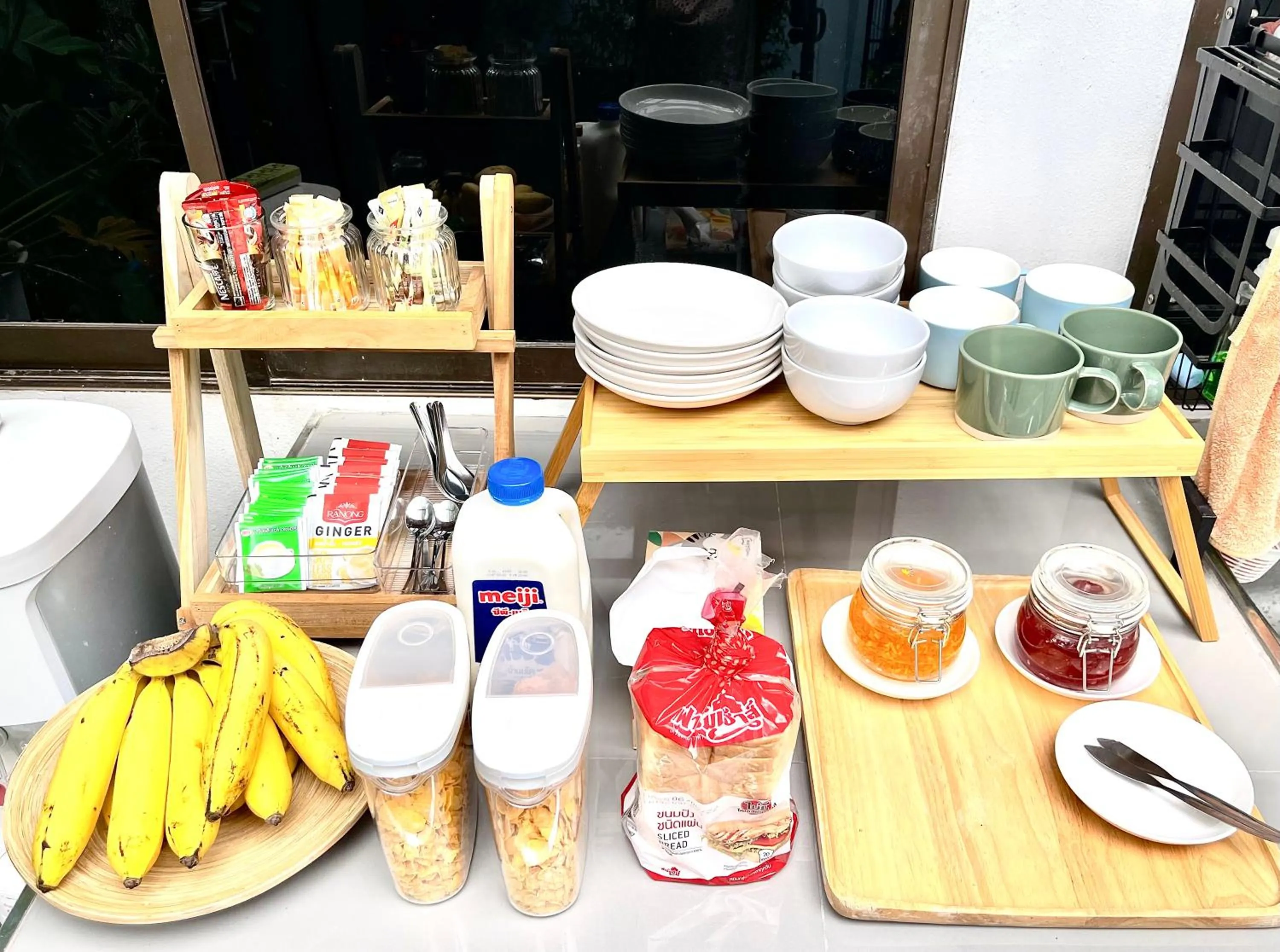 Breakfast in Early Bird Hostel Ayutthaya