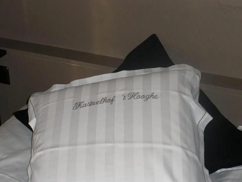 Bed in Hotel Kasteelhof 'T Hooghe