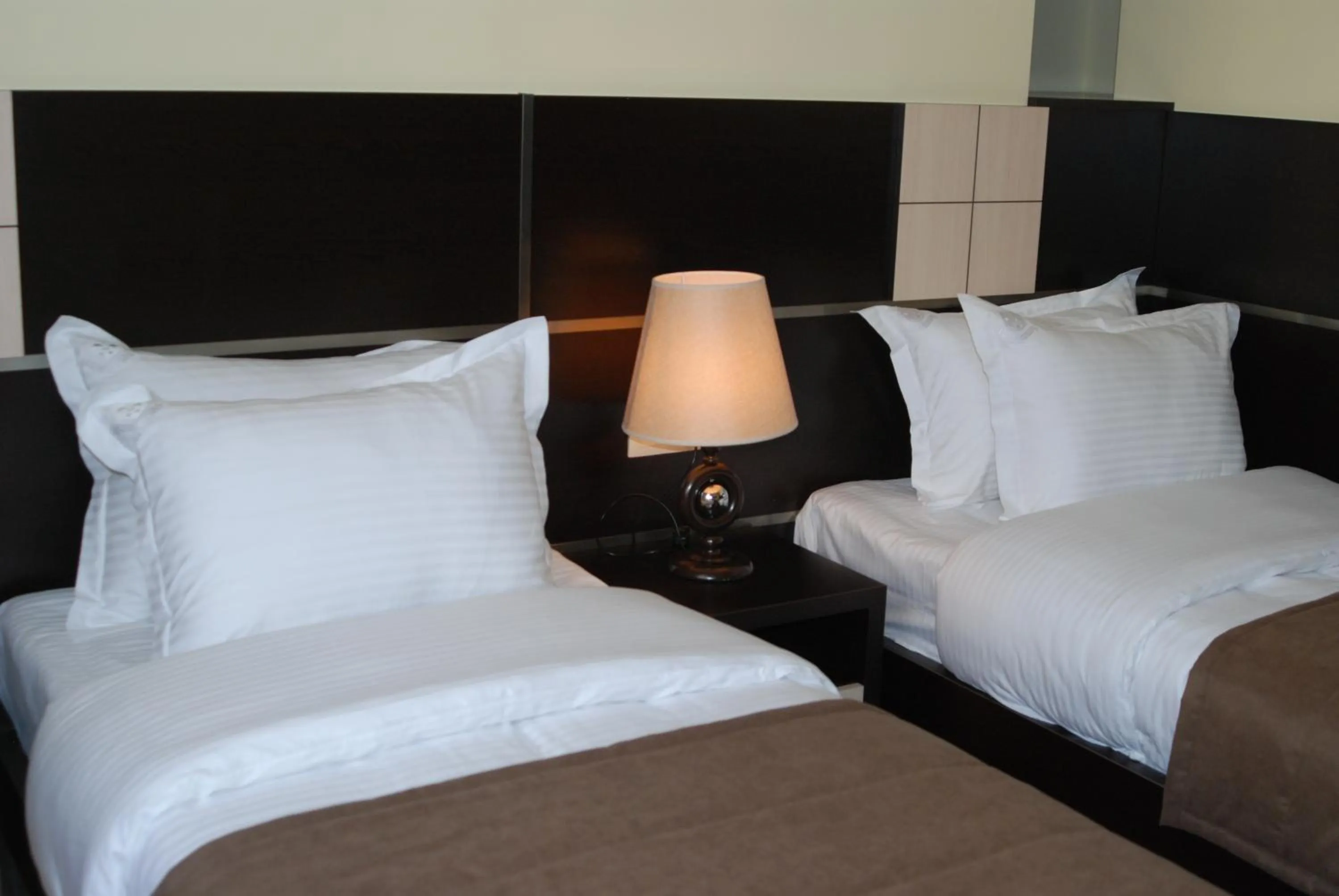 Bedroom, Bed in Hotel Lilia Yerevan