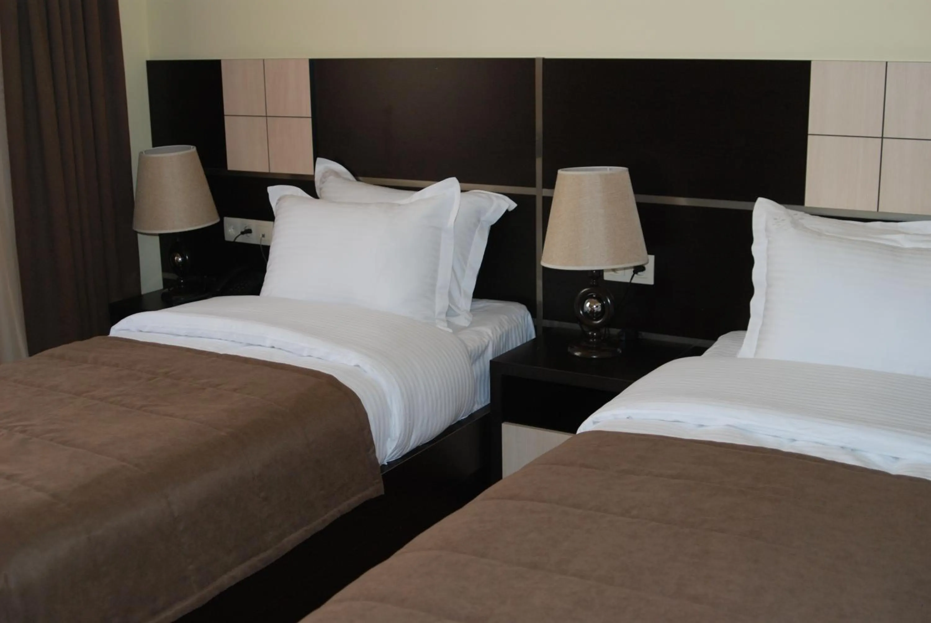 Bedroom, Bed in Hotel Lilia Yerevan