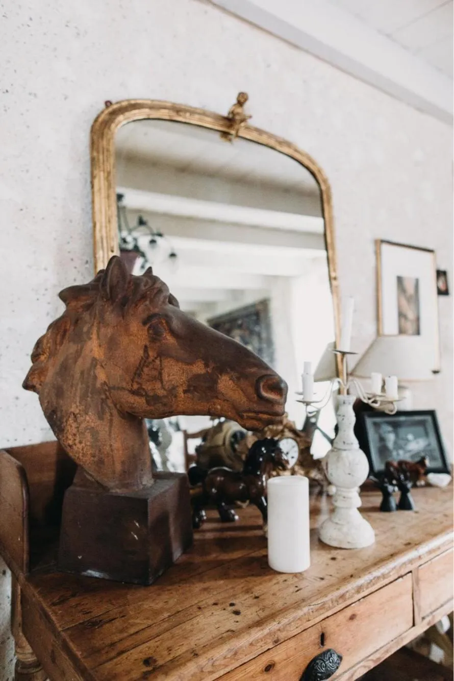 Decorative detail in Le Peyrail