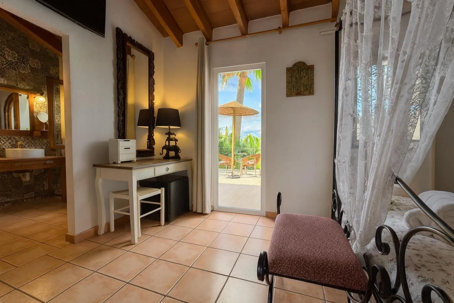 Decorative detail in Hotel Altea Paradise 1917 - Adults Only