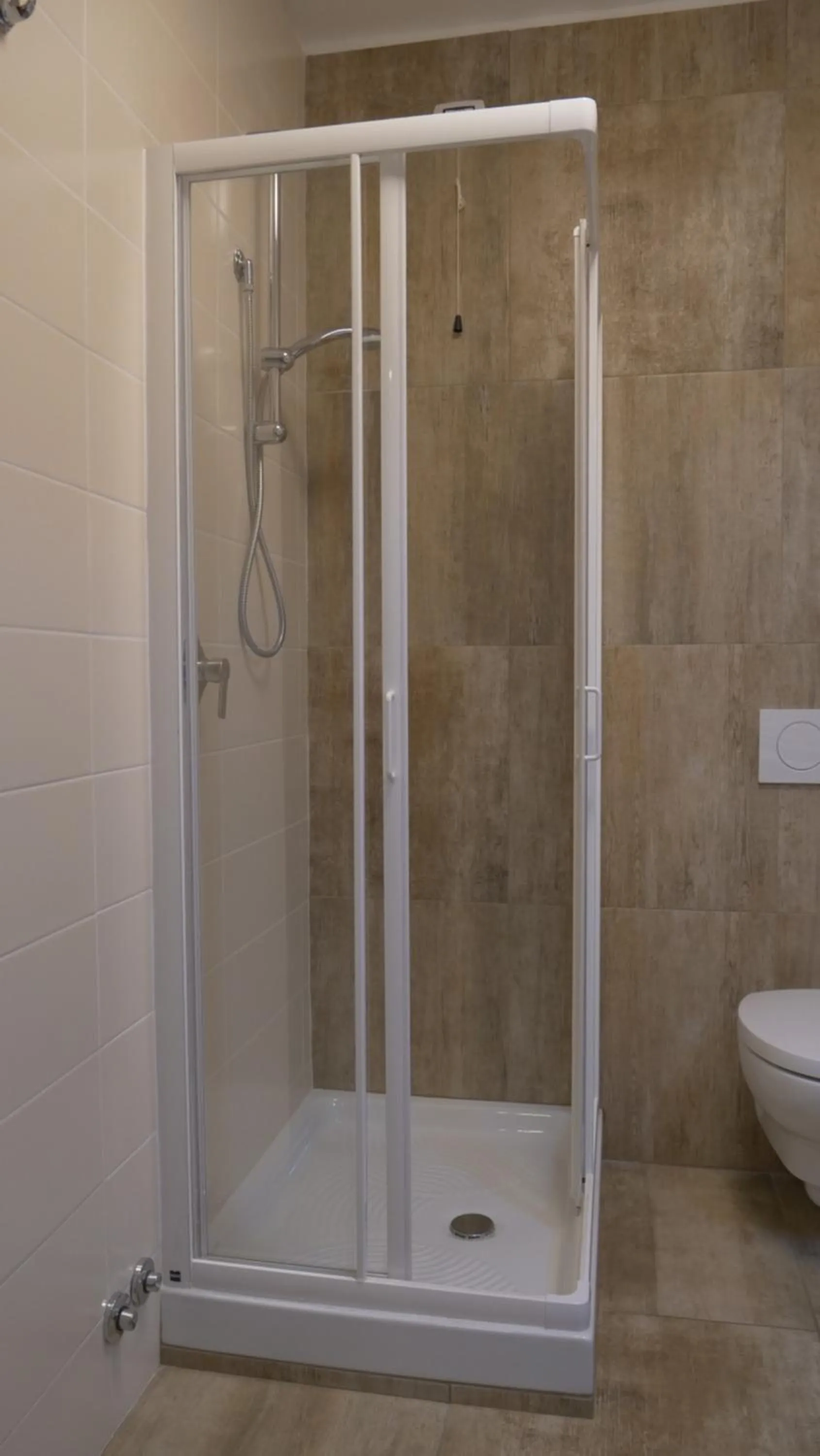 Shower in B&B il Bacio