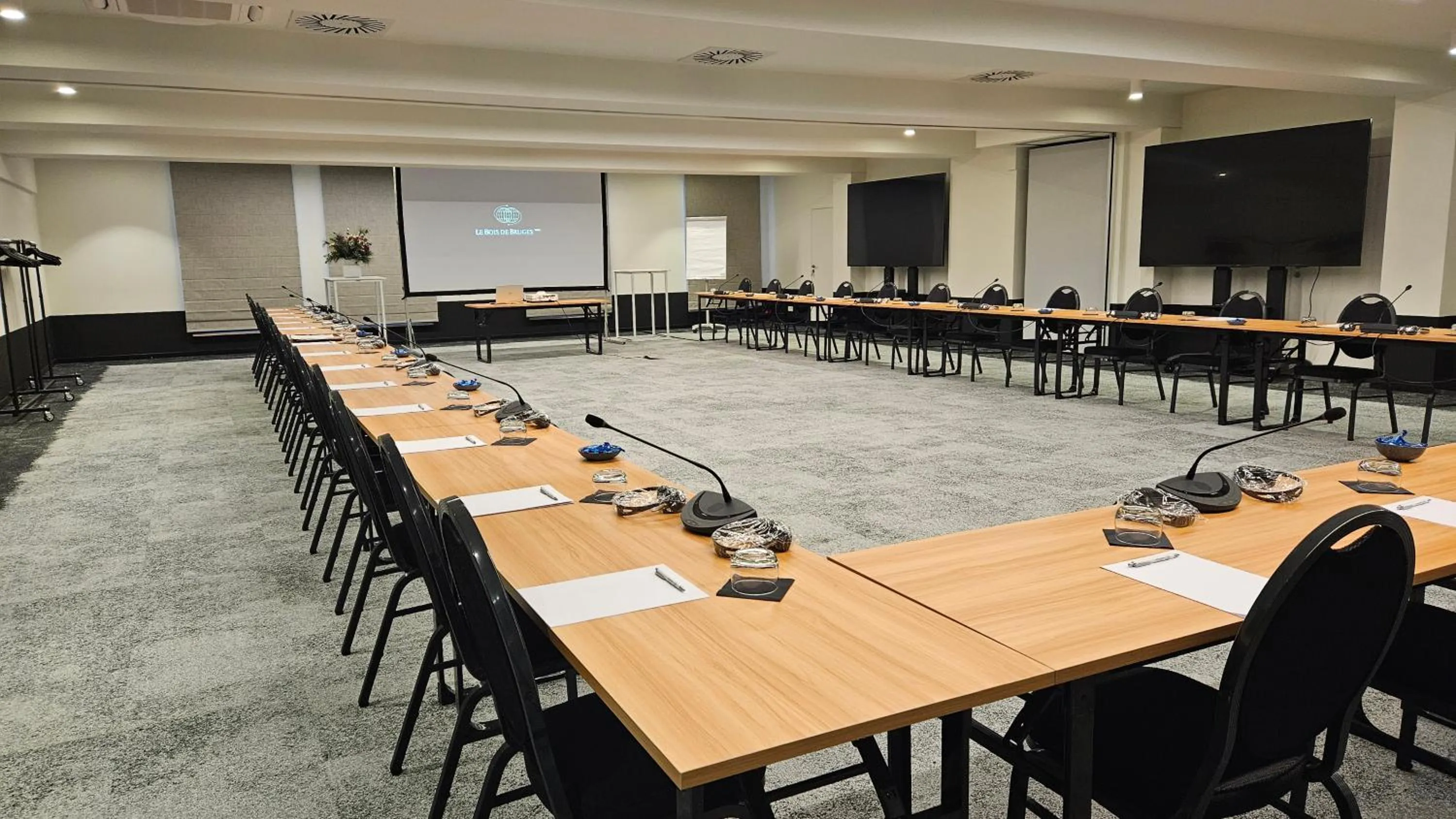 Restaurant/places to eat in Hotel Le Bois De Bruges