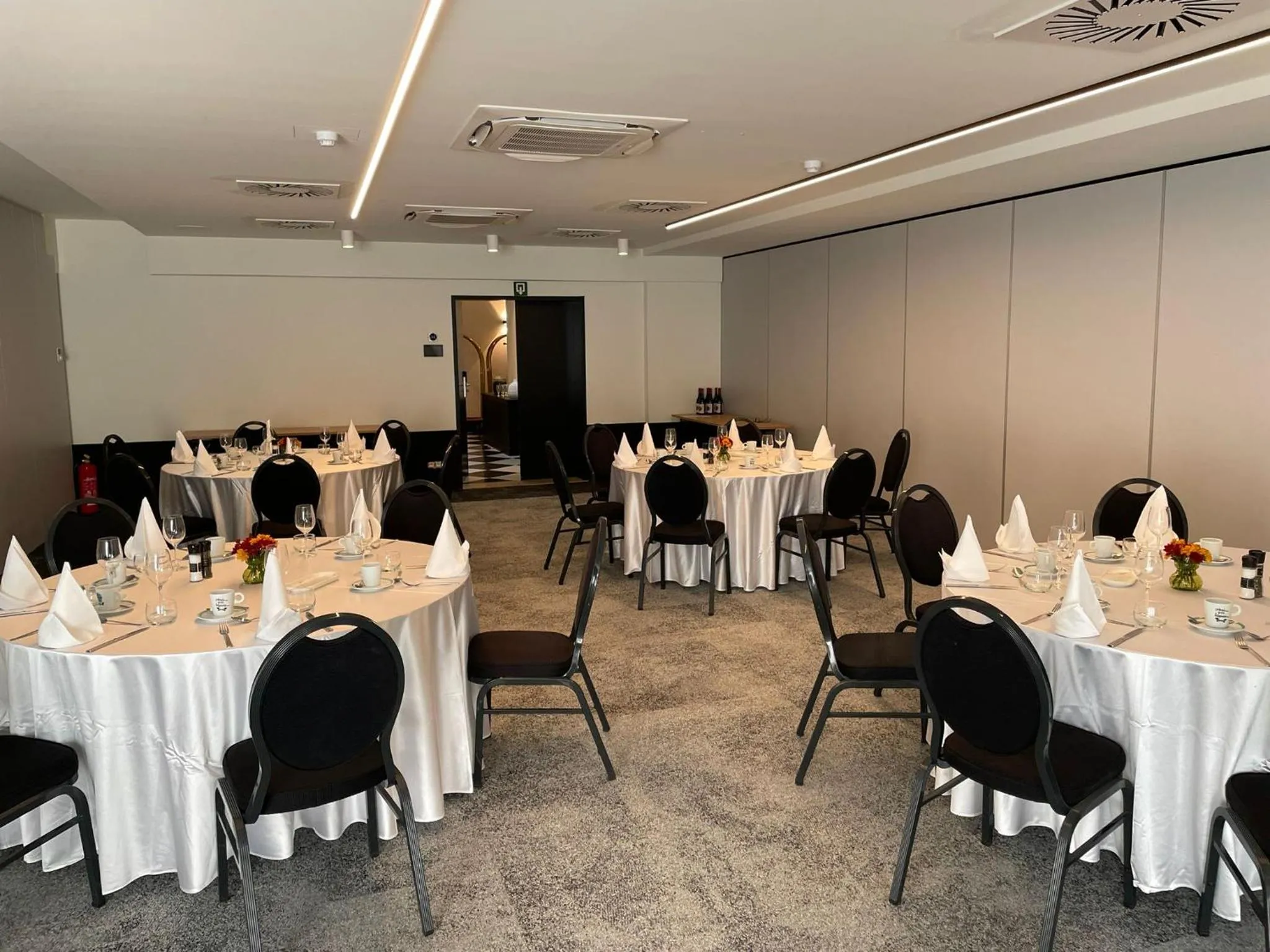 Restaurant/places to eat in Hotel Le Bois De Bruges