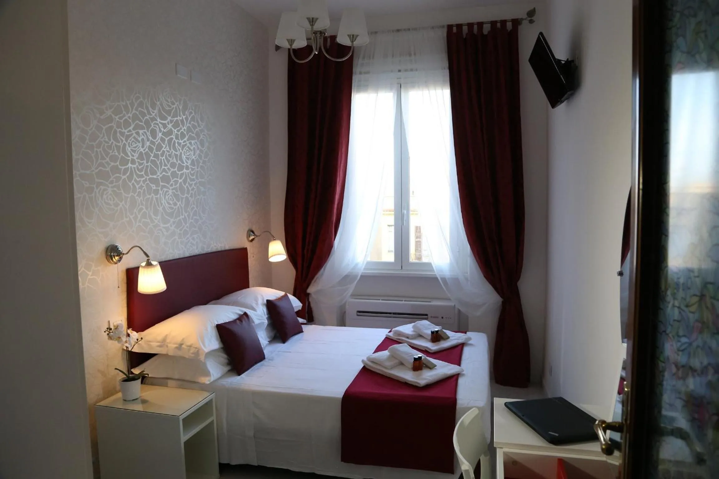 Bedroom, Bed in FHR-Appartamento a San Giovanni