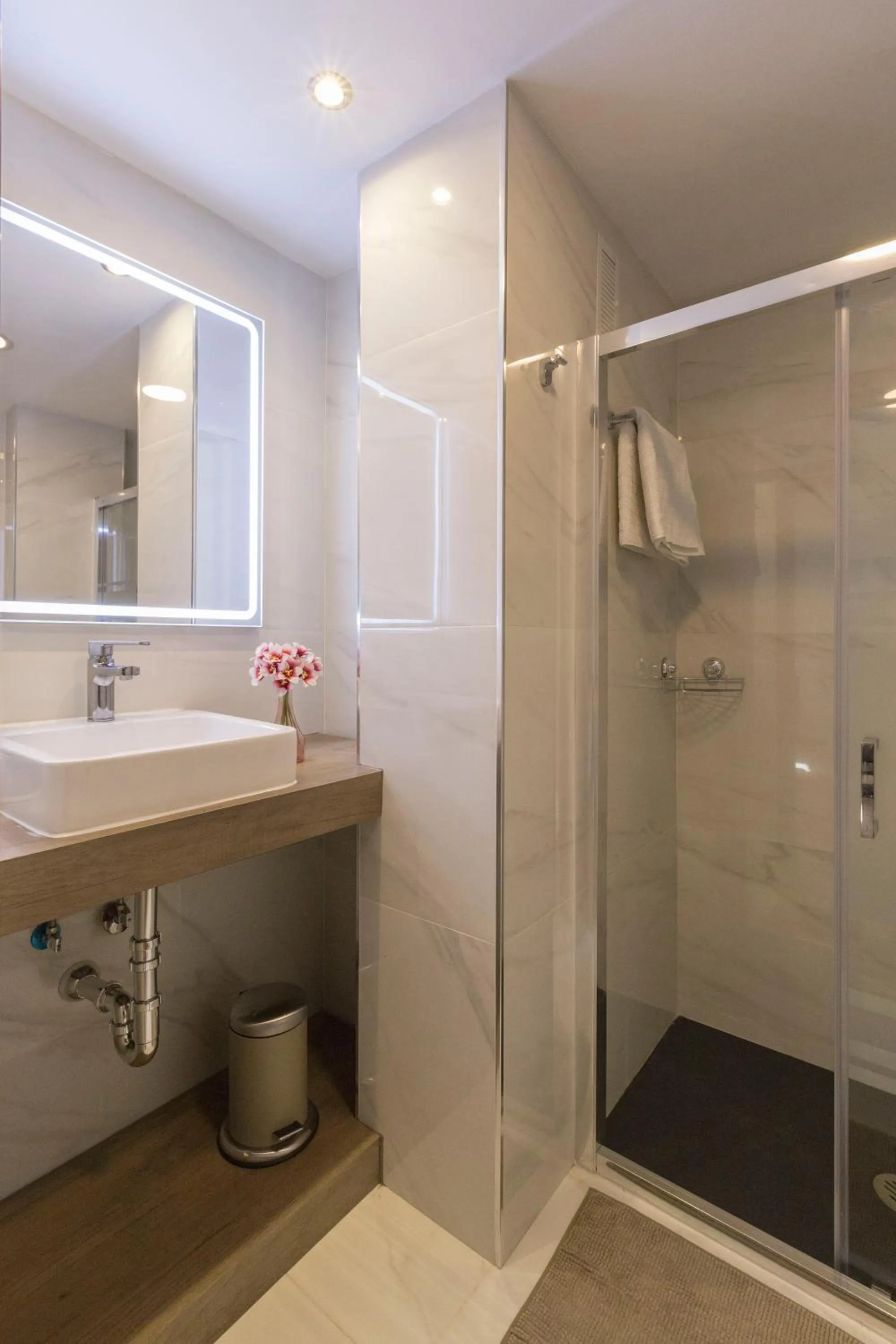 Shower in Ático Centro Málaga