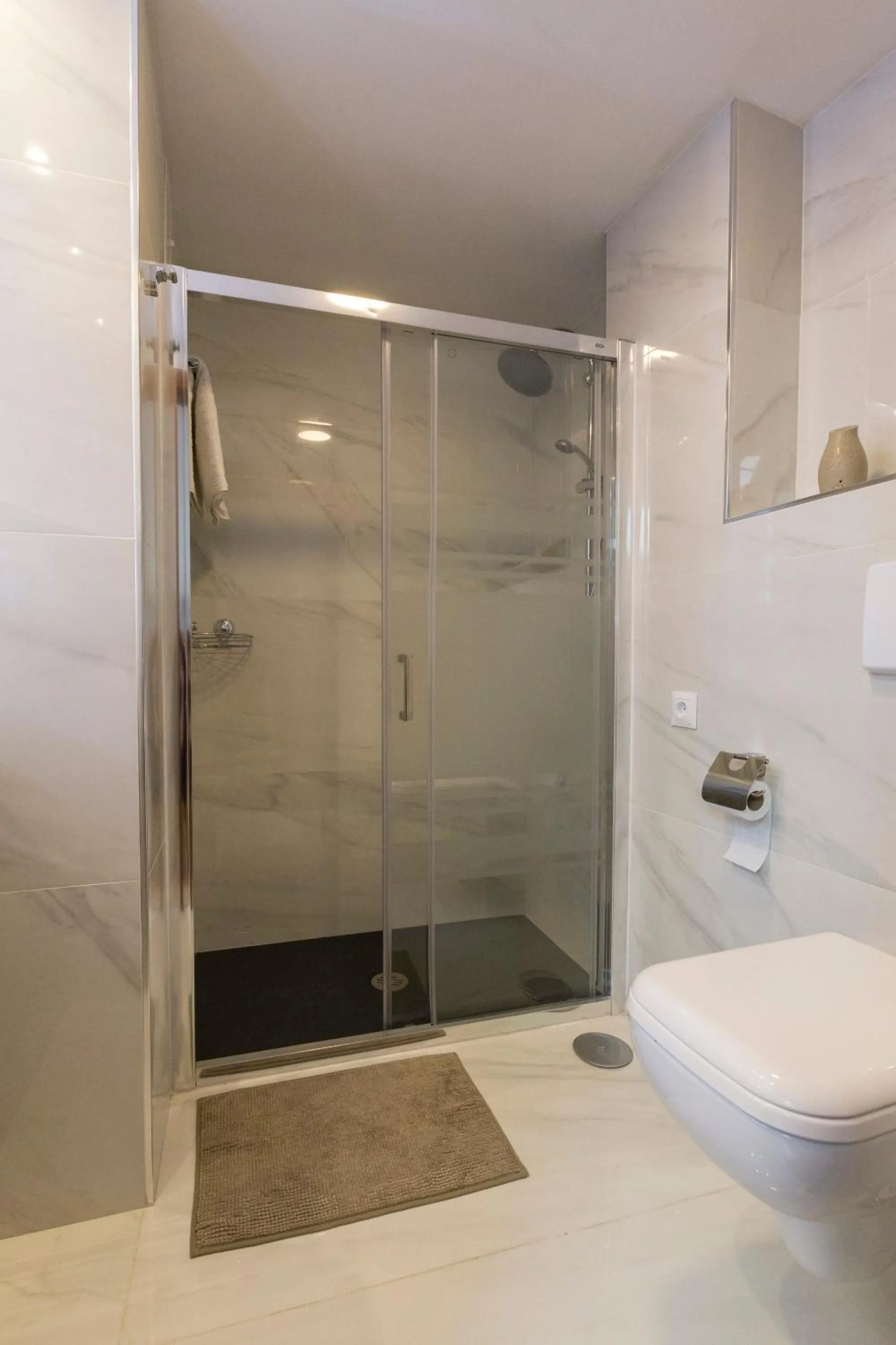 Shower in Ático Centro Málaga