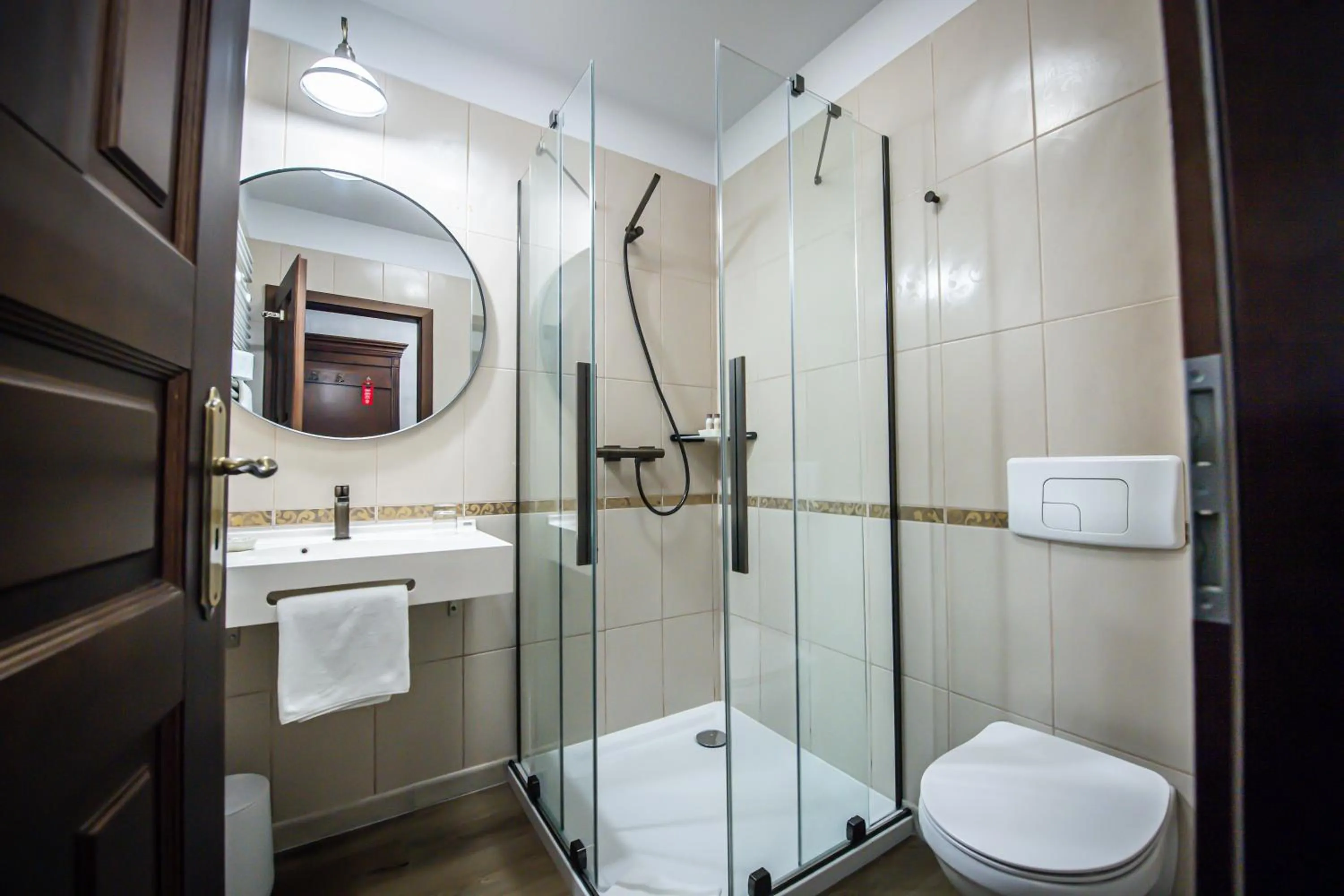 Bathroom in Nora Prestige