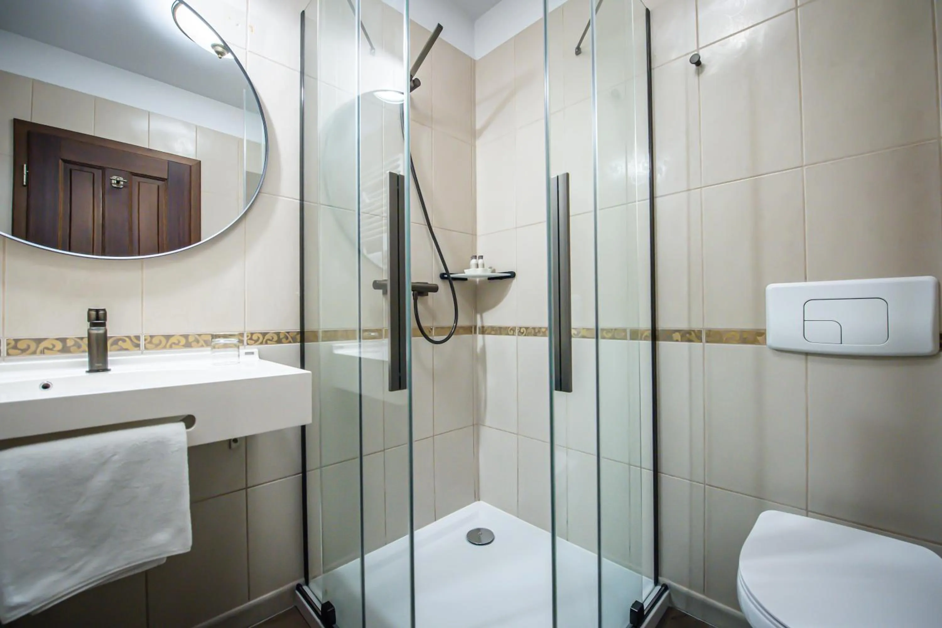 Bathroom in Nora Prestige