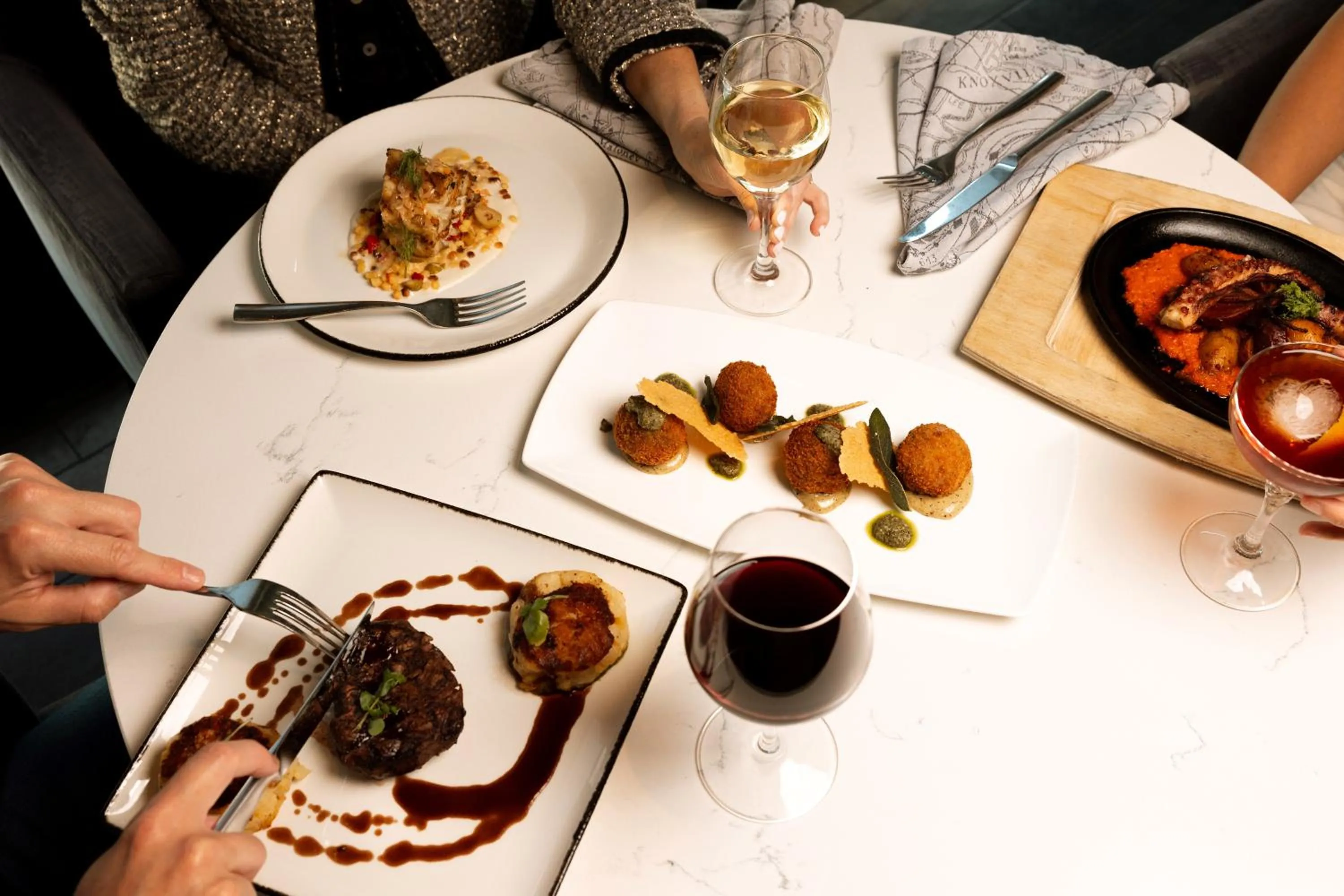 Food and drinks in The TENNESSEAN Hotel