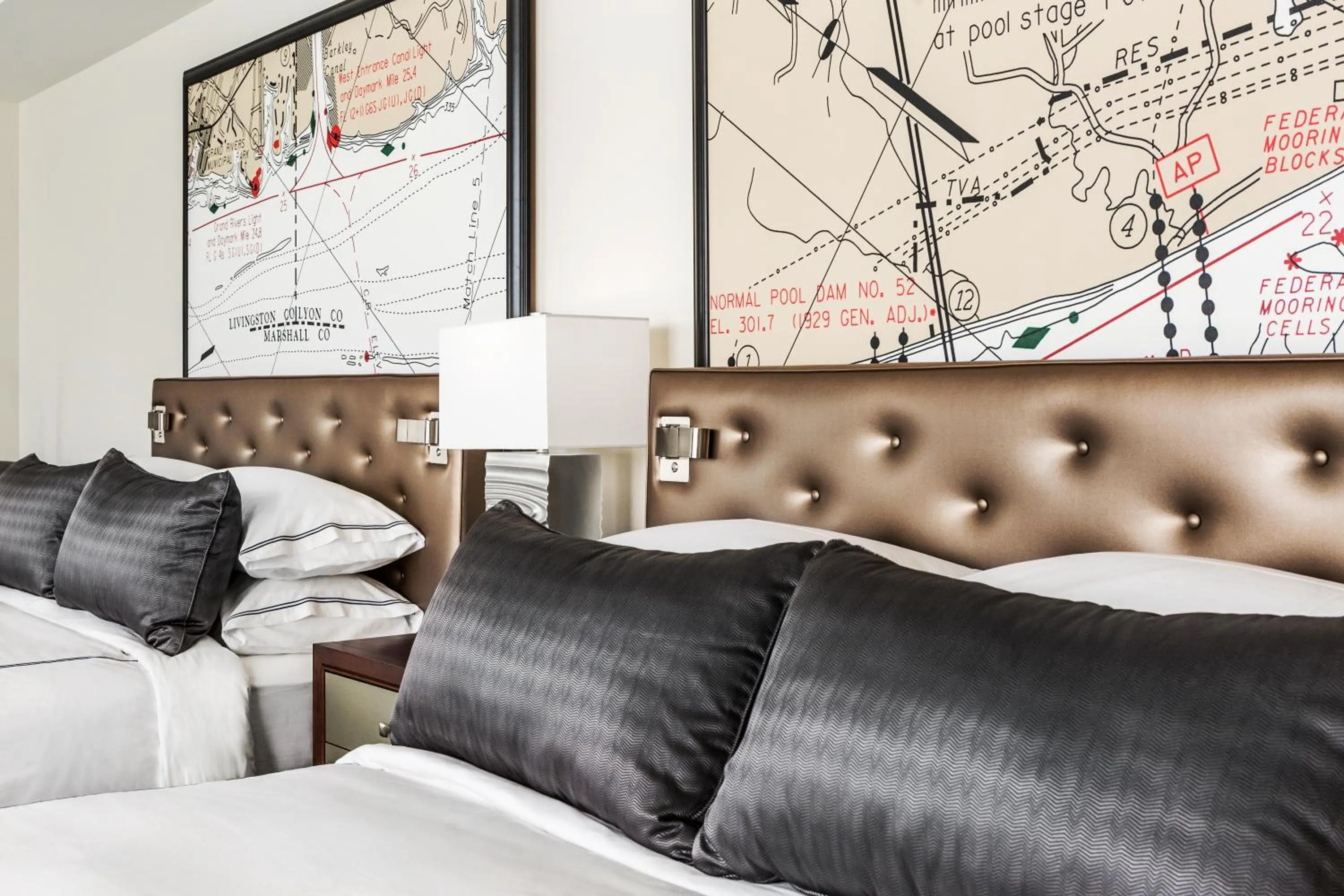 Bedroom, Bed in The TENNESSEAN Hotel