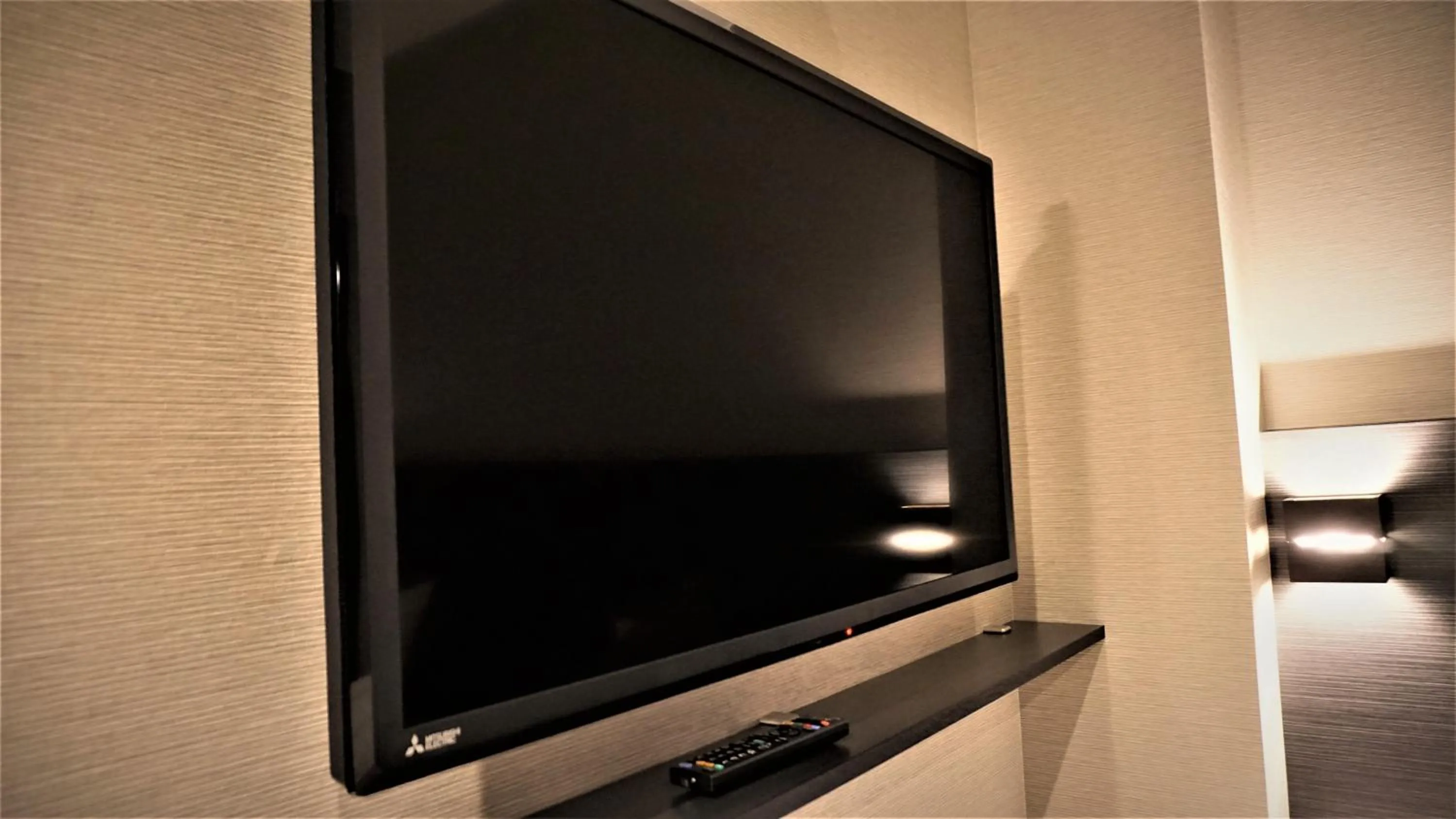 TV and multimedia in Astil Hotel Shinosaka Precious