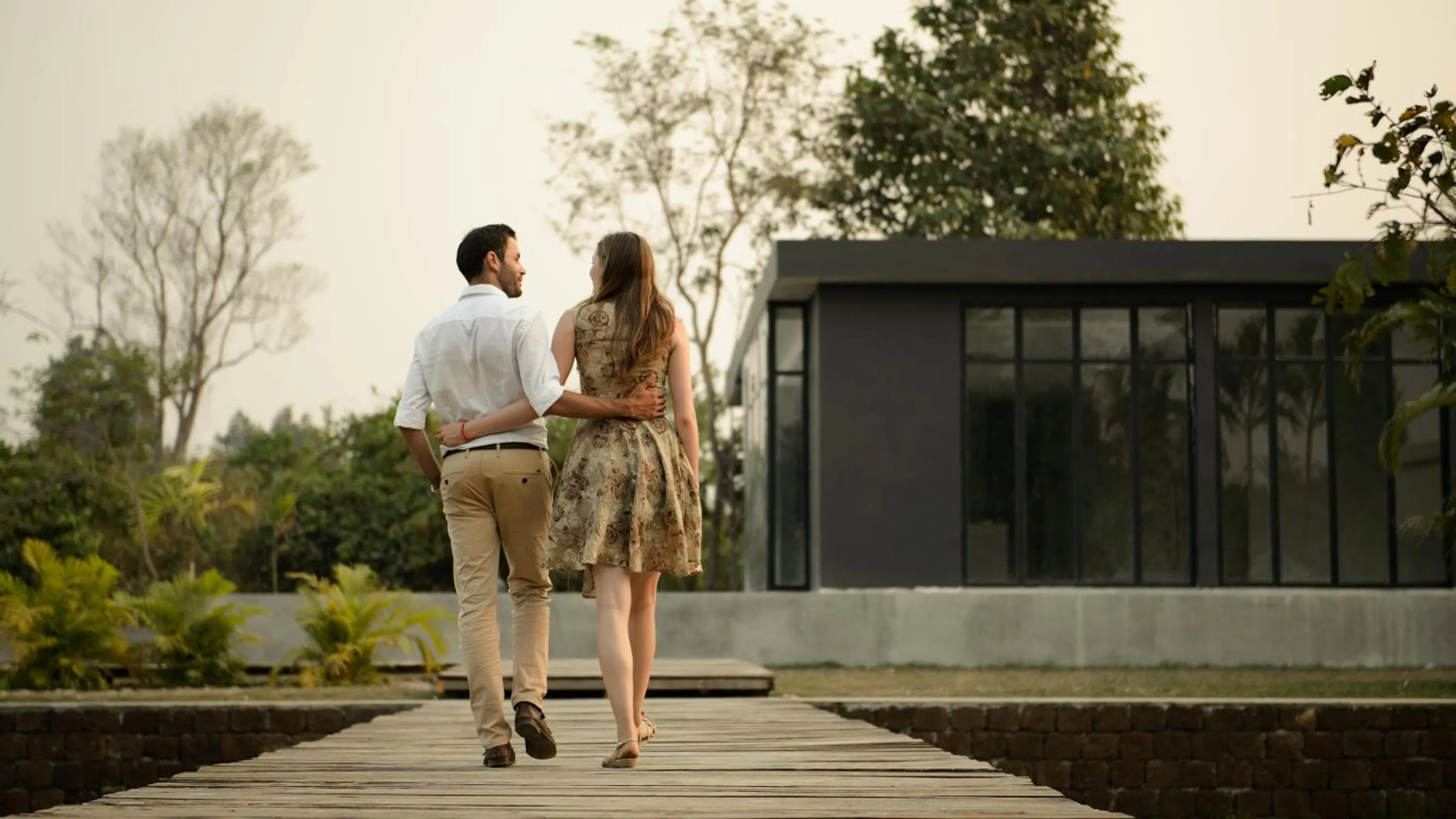 Area and facilities in The Beige