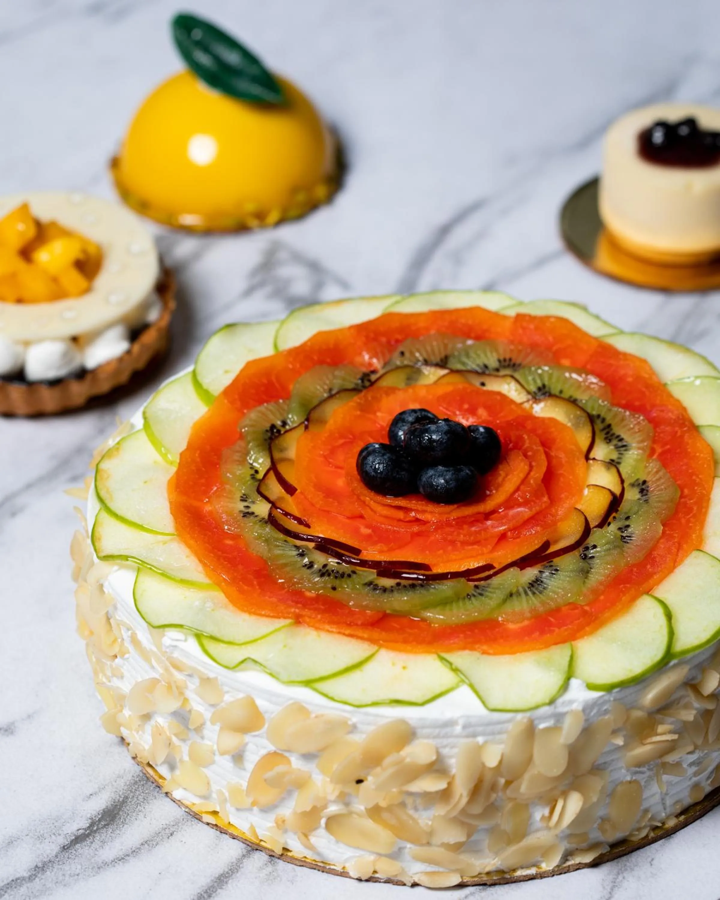 Restaurant/places to eat in Sheraton Grand Palace Indore