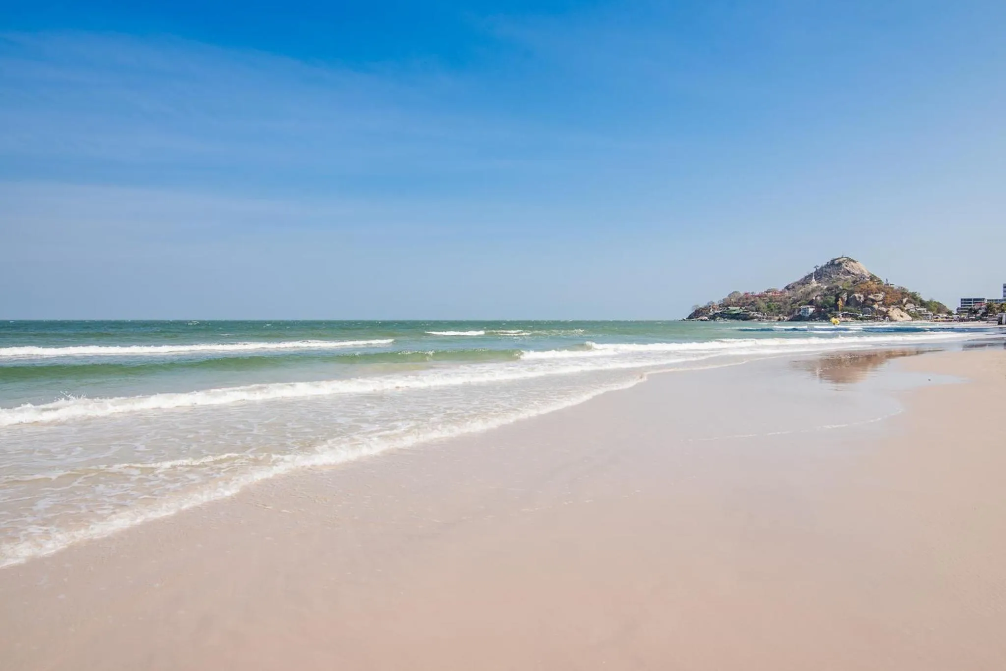Beach in Baan KangMung Hua Hin On The Beach
