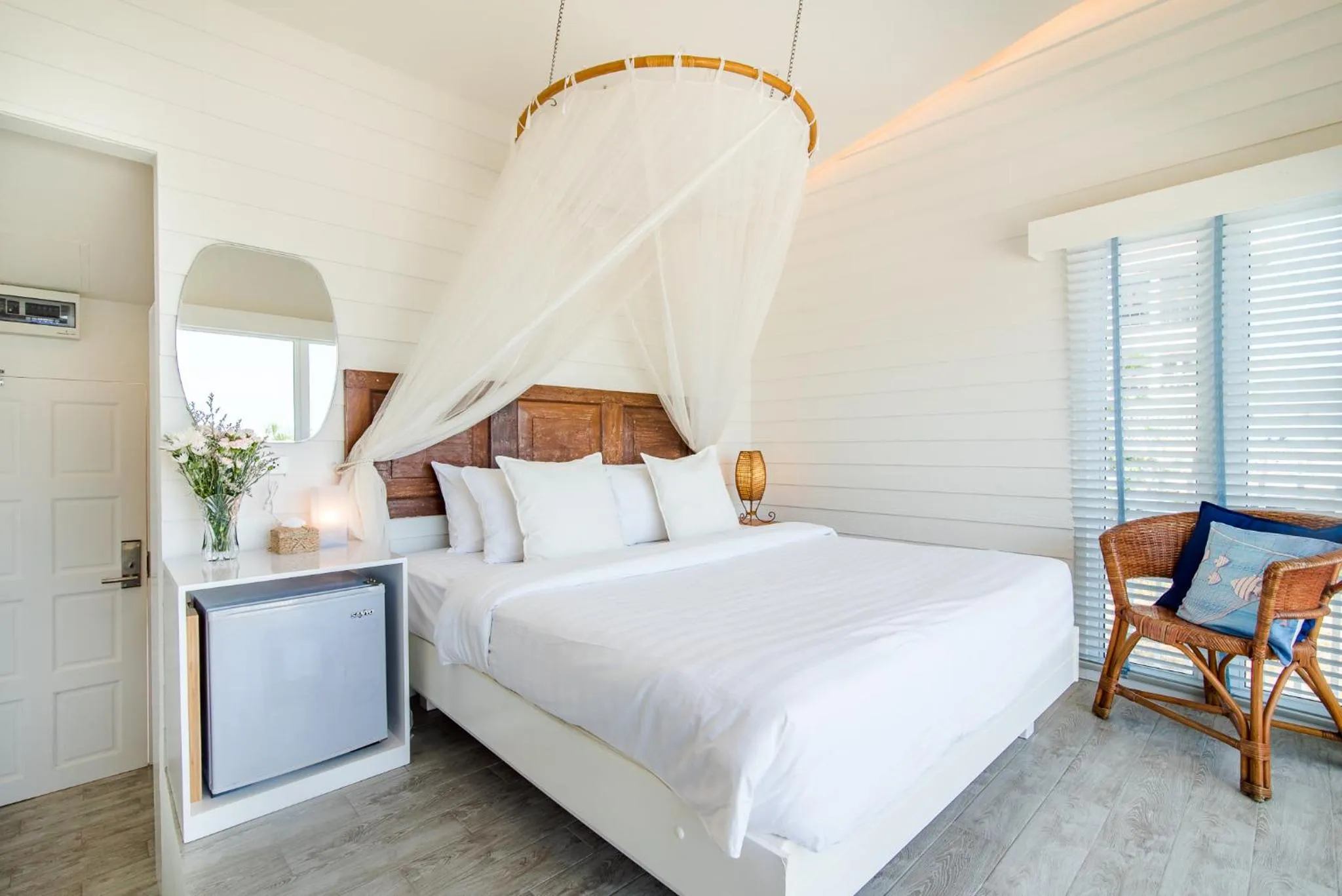 Photo of the whole room, Bed in Baan KangMung Hua Hin On The Beach