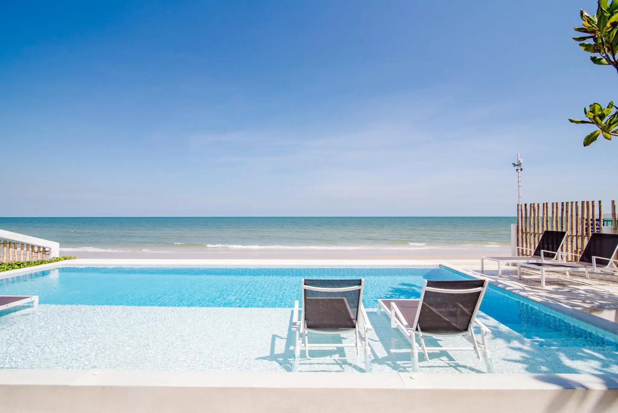 Swimming pool in Baan KangMung Hua Hin On The Beach
