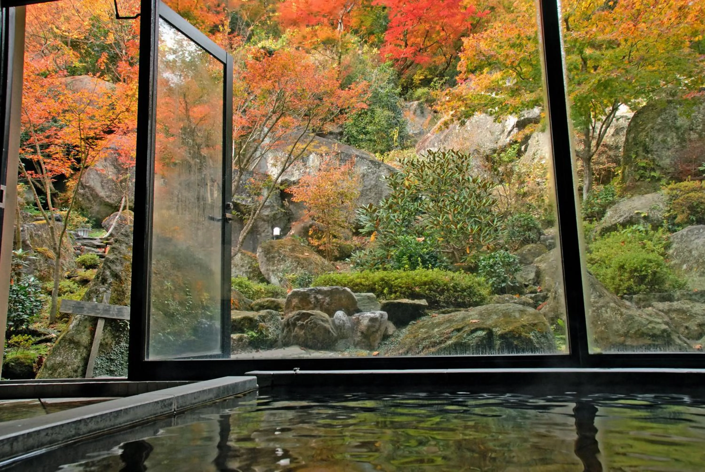 Hot Spring Bath in Auberge Funoki