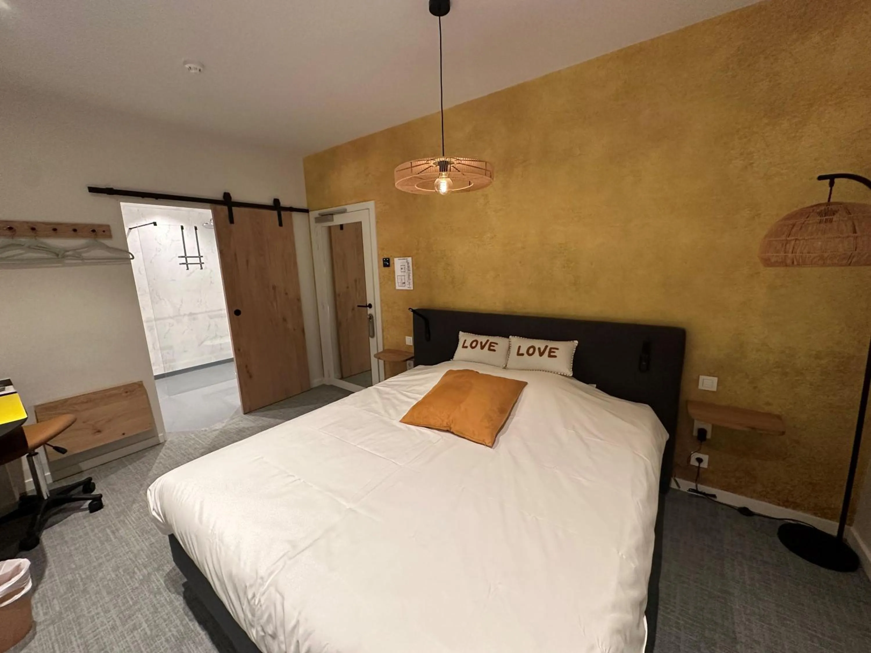 Bed in Hotel - B&B Elementum