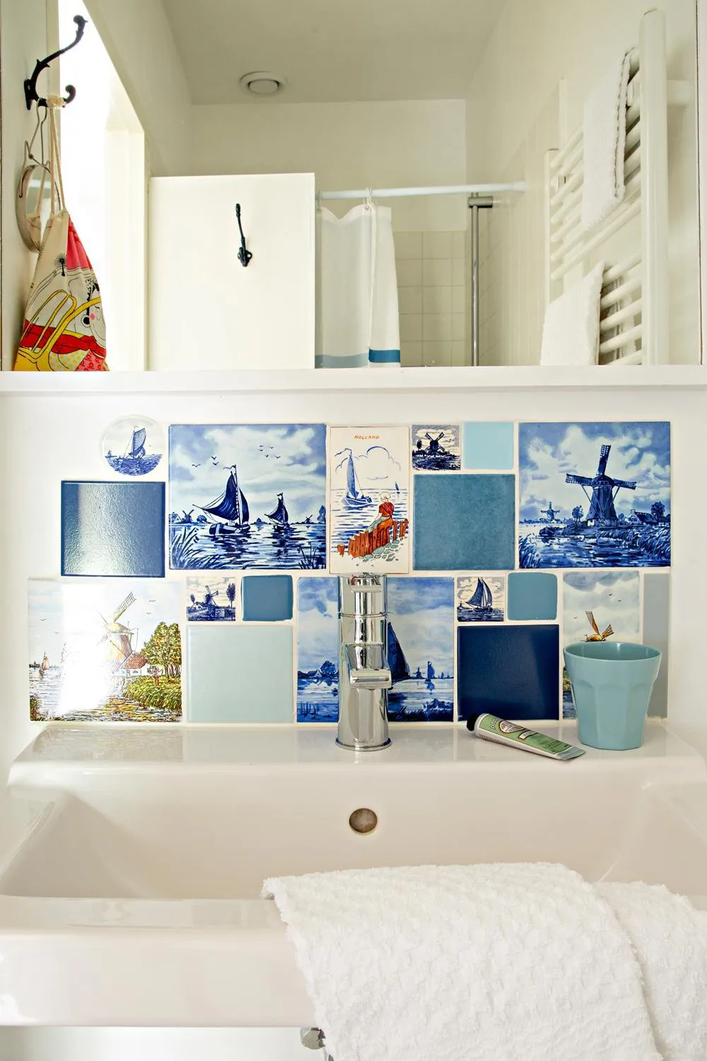 Bathroom in B&B Noordwijk Binnen