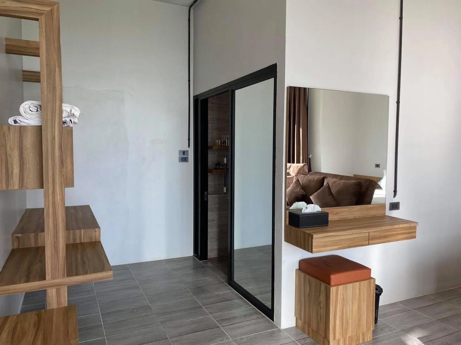 Photo of the whole room in Belong Jin The Dam Hotel And Resort