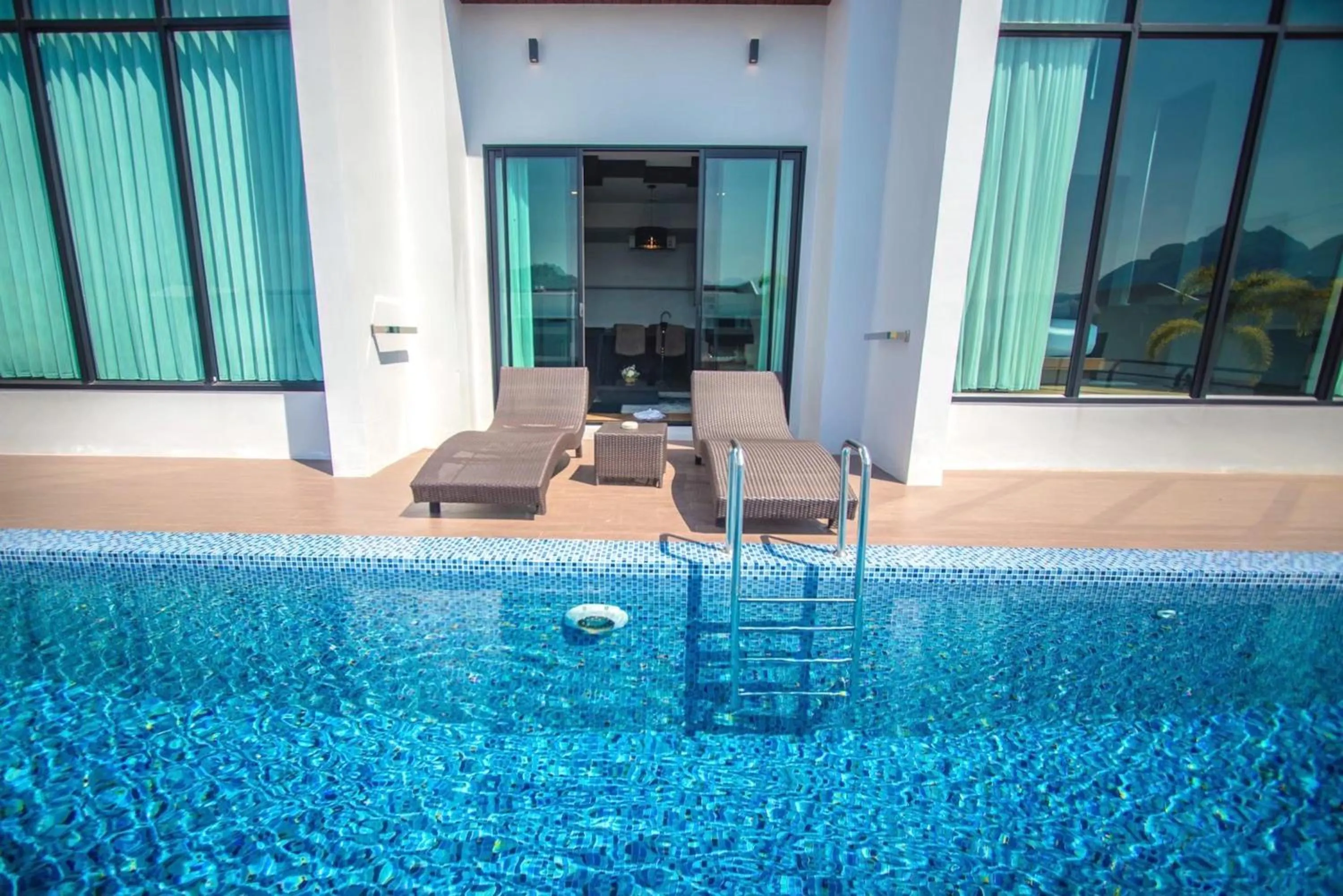 Swimming pool in Belong Jin The Dam Hotel And Resort