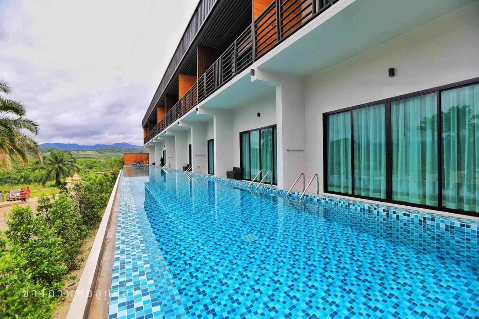 Swimming pool in Belong Jin The Dam Hotel And Resort