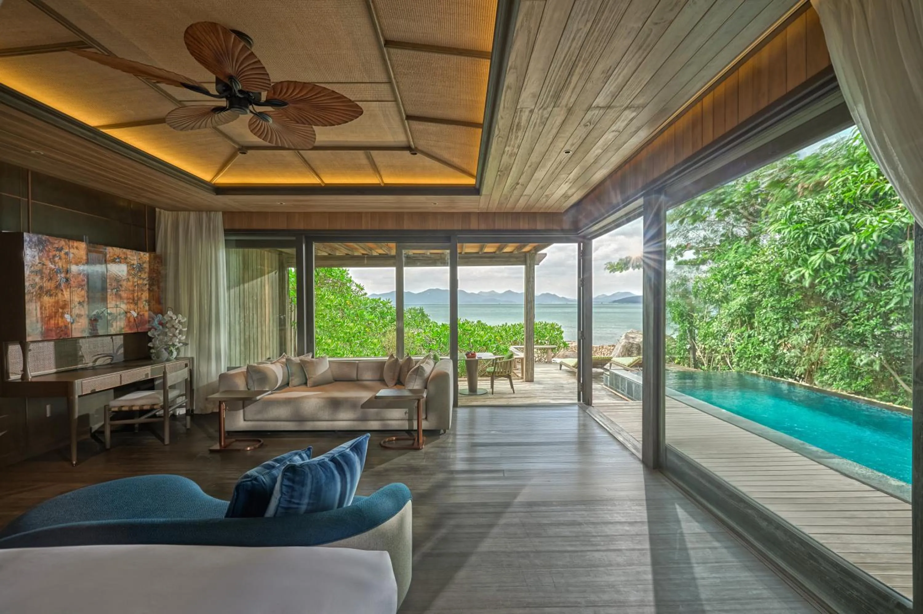 Seating area in An Lam Retreats Ninh Van Bay